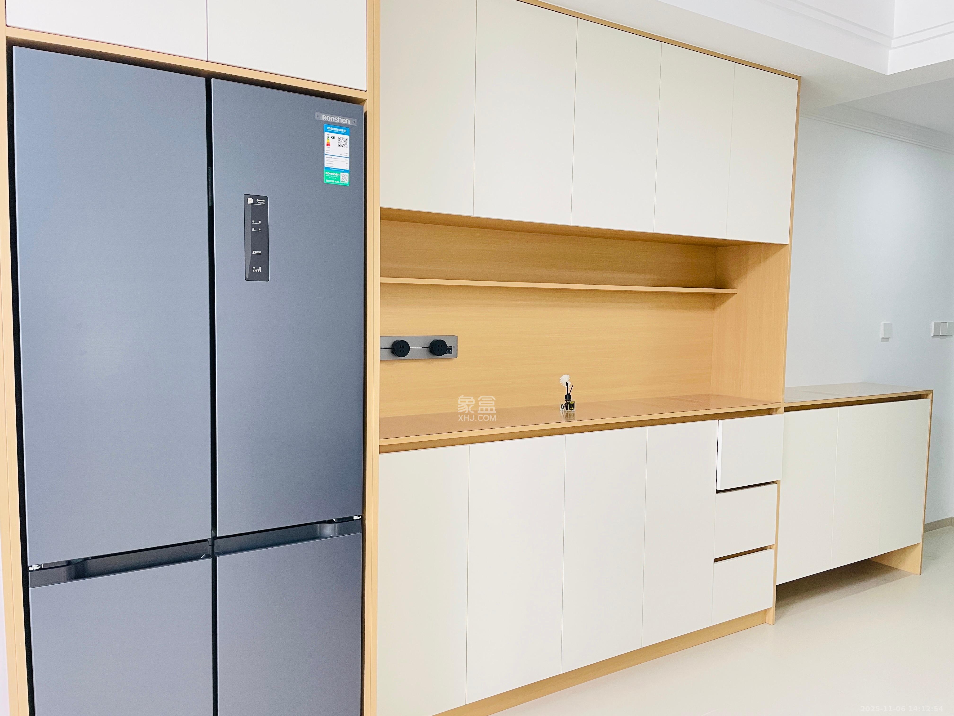 金石蓉园 2室2厅1卫 2600.0元/月 金石蓉园 2室2厅1卫 2600.0元/月室内图