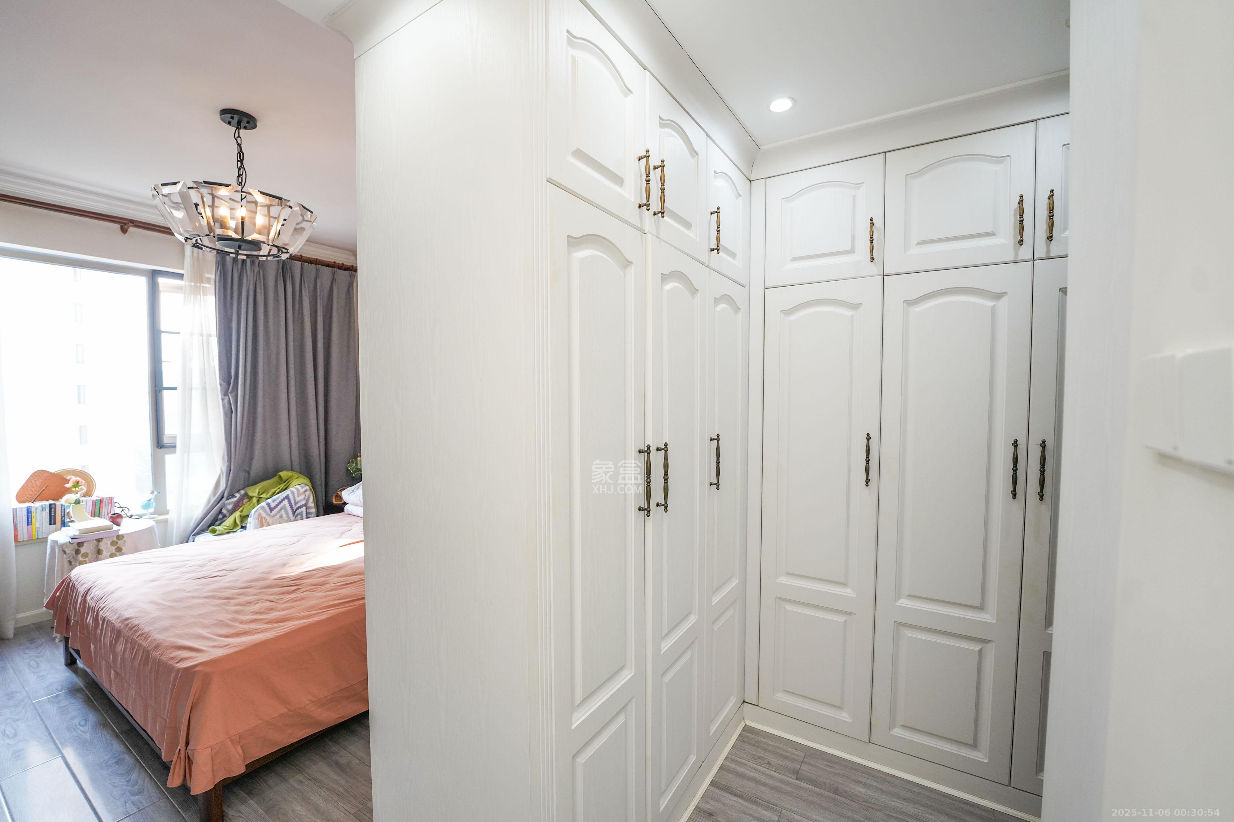 怡海星城  3室2厅2卫    75.0万卧室