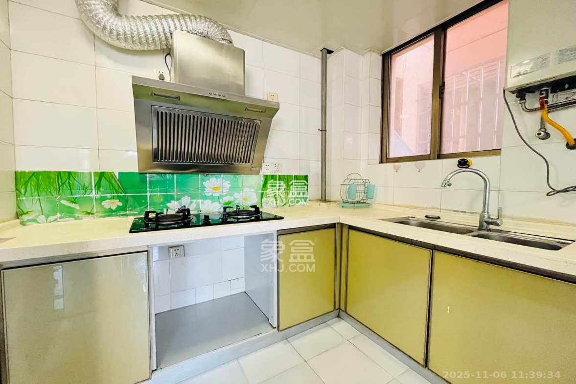 锦湘国际星城二期(锦雅苑) 3室2厅1卫 2550.0元/月 锦湘国际星城二期(锦雅苑) 3室2厅1卫 2550.0元/月室内图