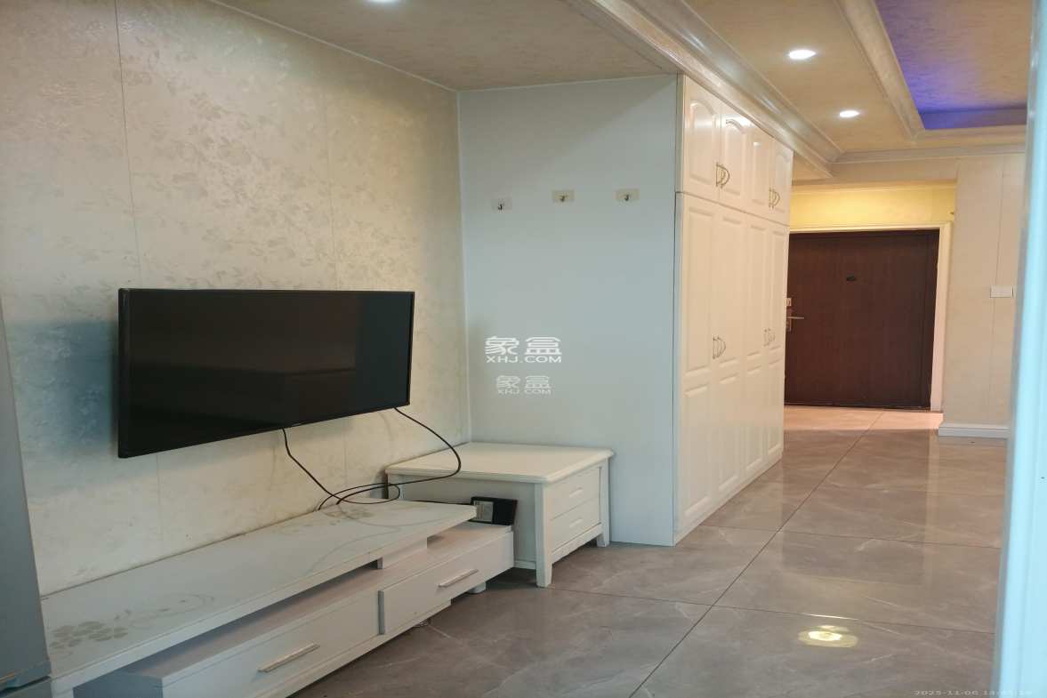 未来漫城 1室1厅1卫 1300.0元/月 未来漫城 1室1厅1卫 1300.0元/月室内图