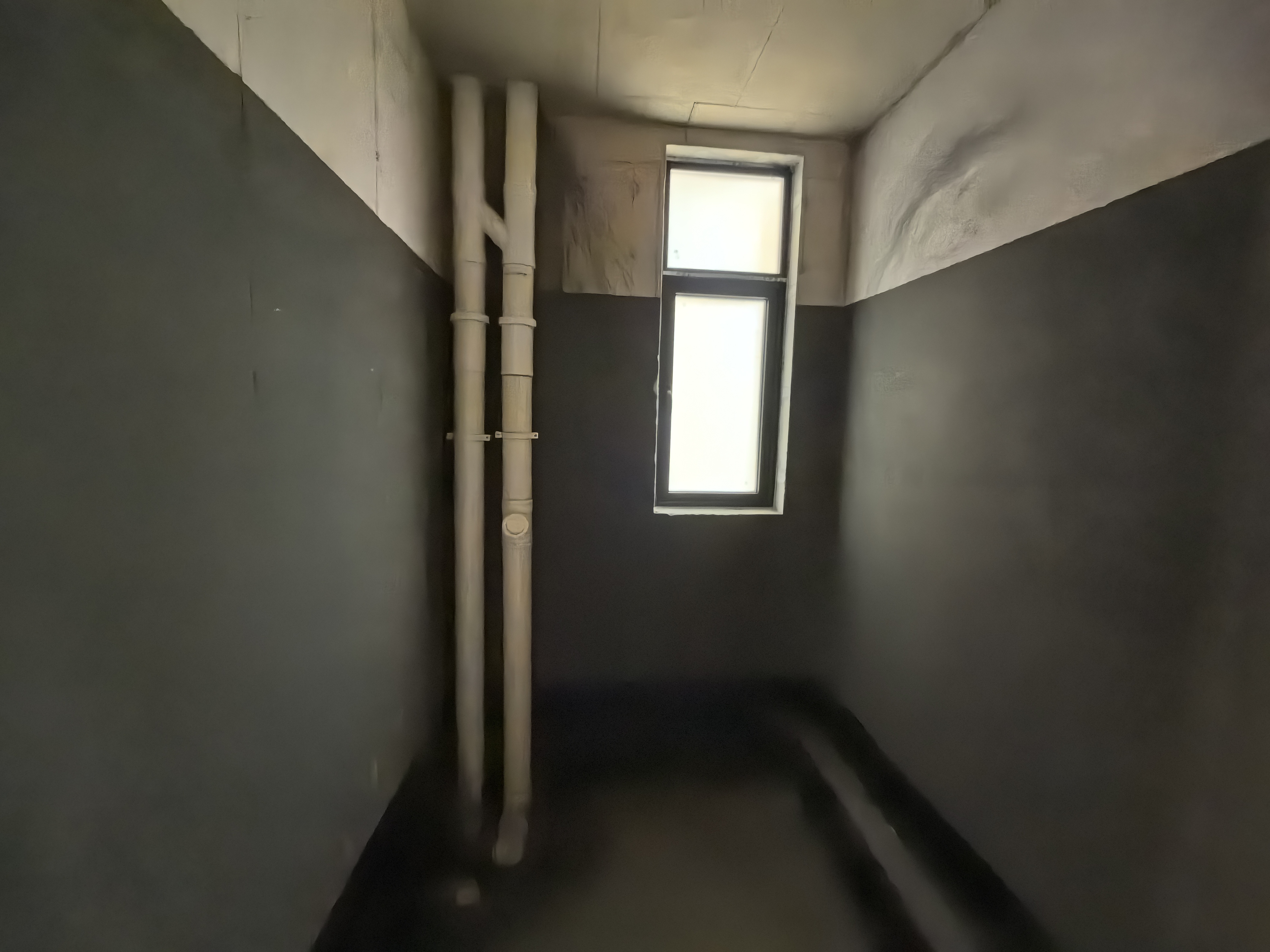 鸿基江山壹号  3室2厅2卫    72.0万客厅