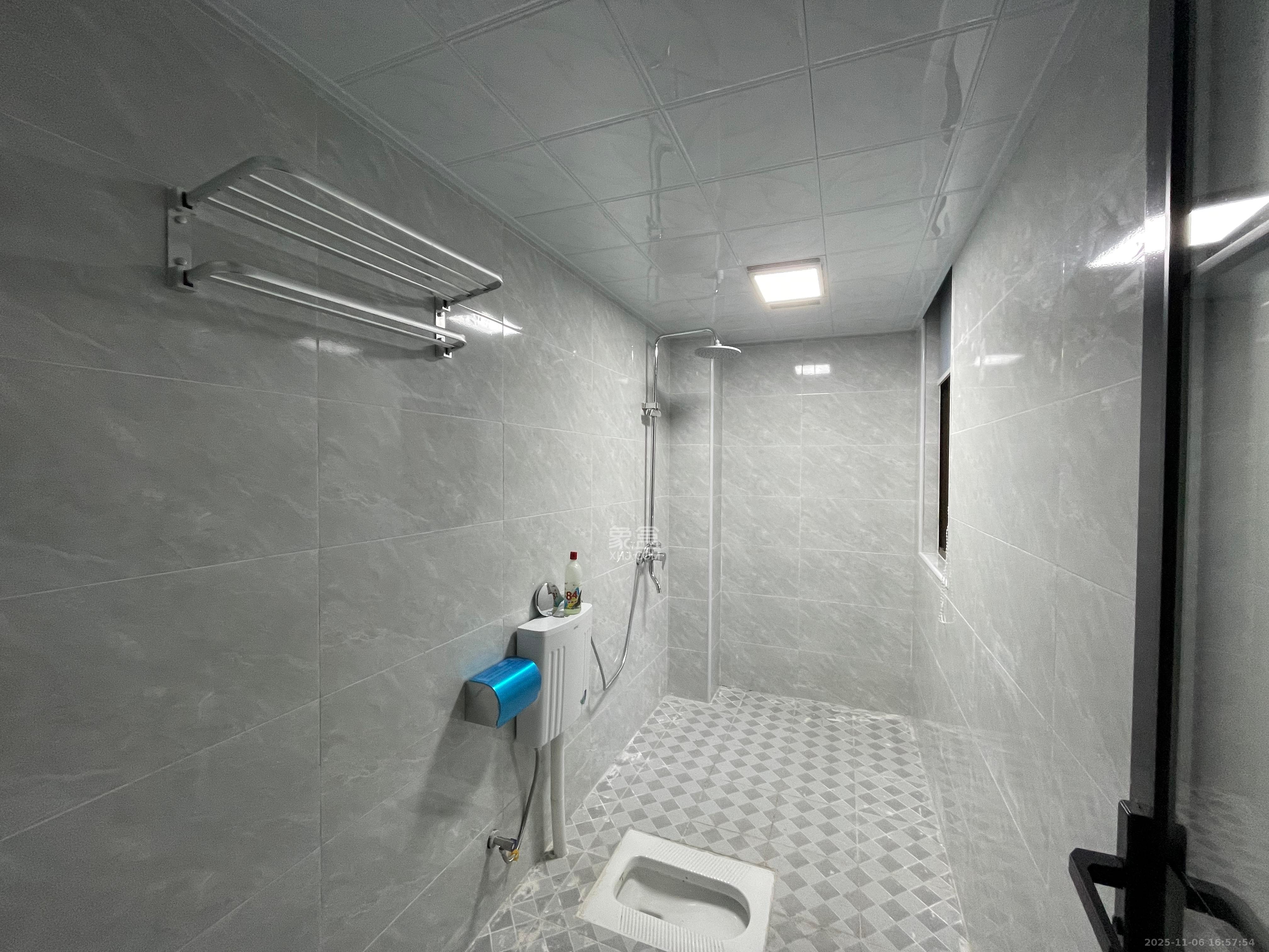 鑫远悦城（鑫远悦时代）  3室2厅1卫    2400.0元/月室内图