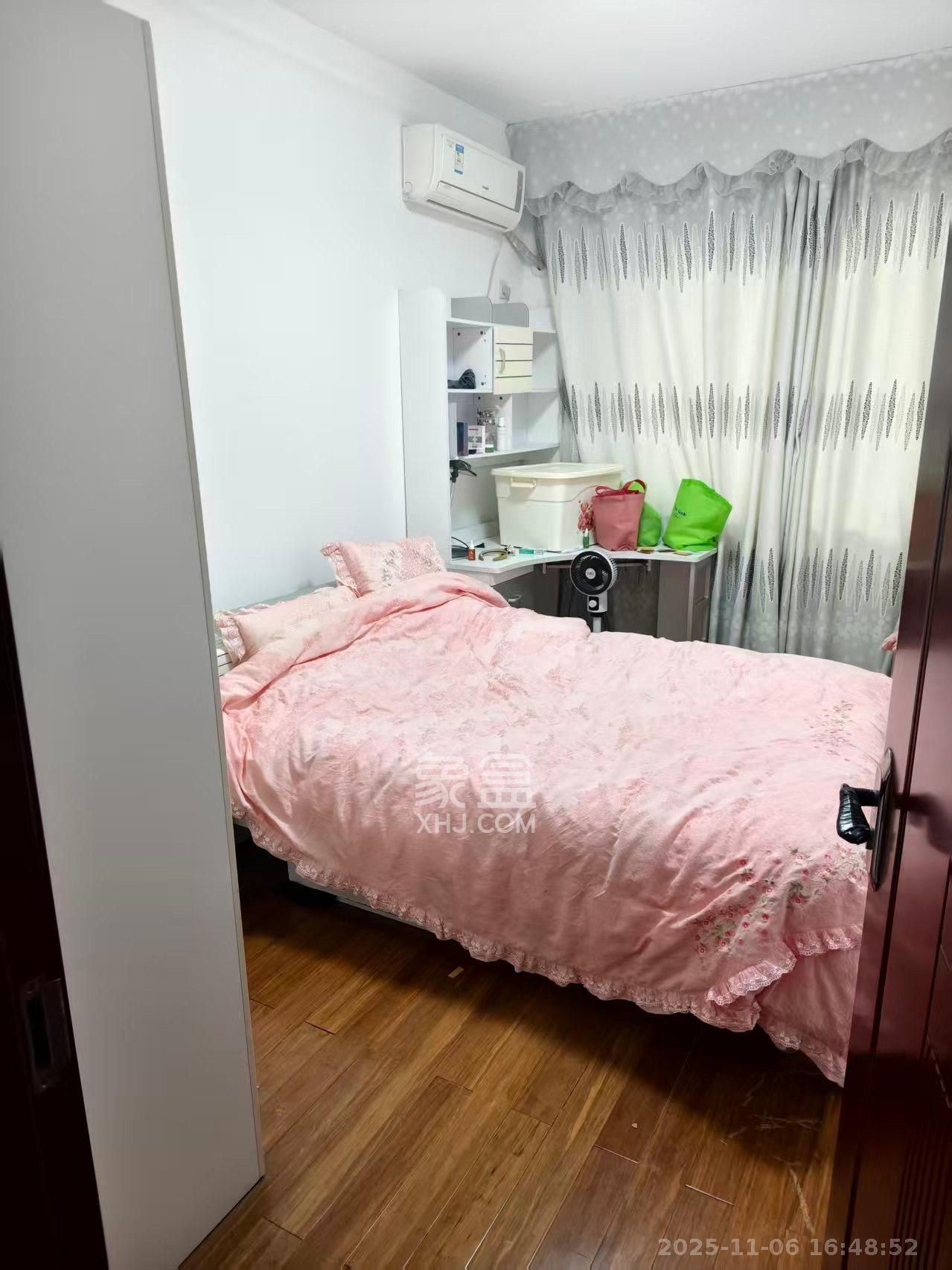 钰龙天下一期  3室2厅2卫    3500.0元/月室内图