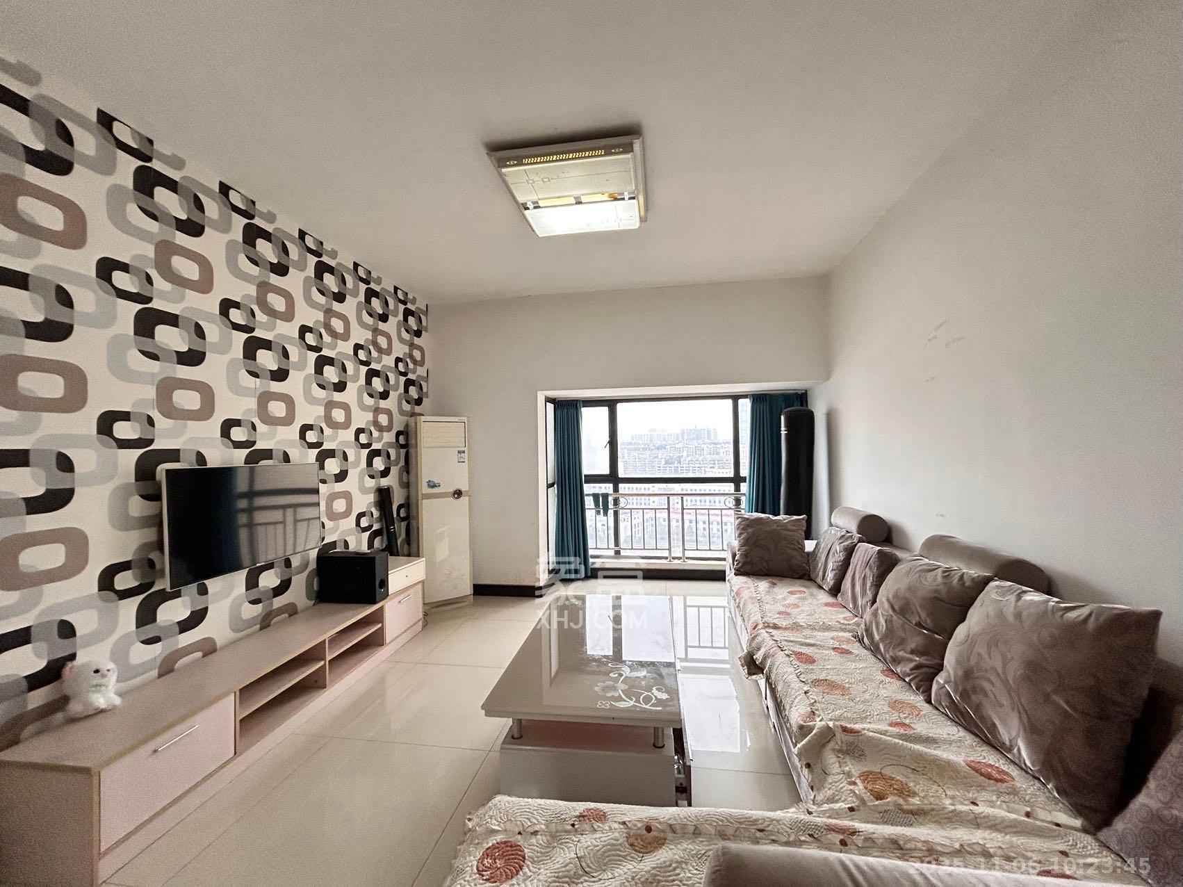 长盛岚庭 3室2厅1卫 2000.0元/月 长盛岚庭 3室2厅1卫 2000.0元/月室内图