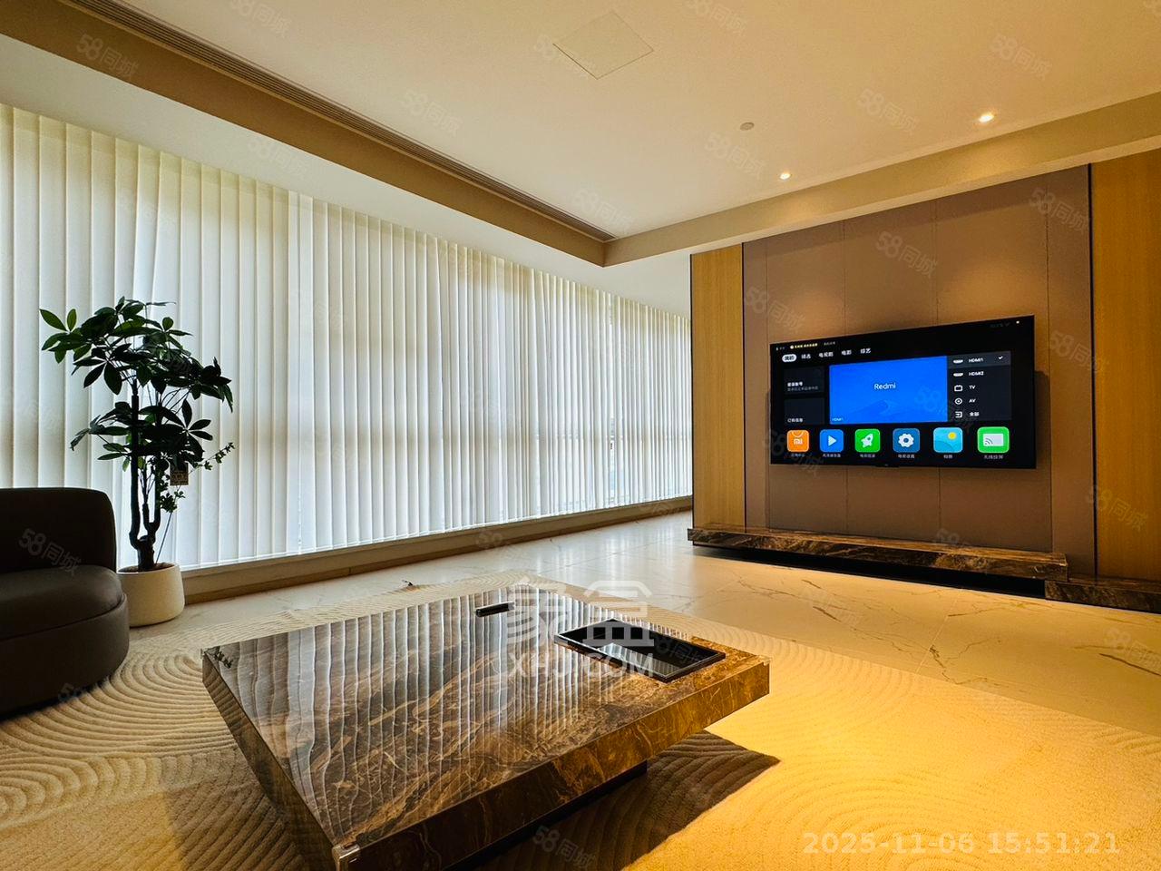 正荣梅溪紫阙台  4室2厅4卫    8500.0元/月室内图