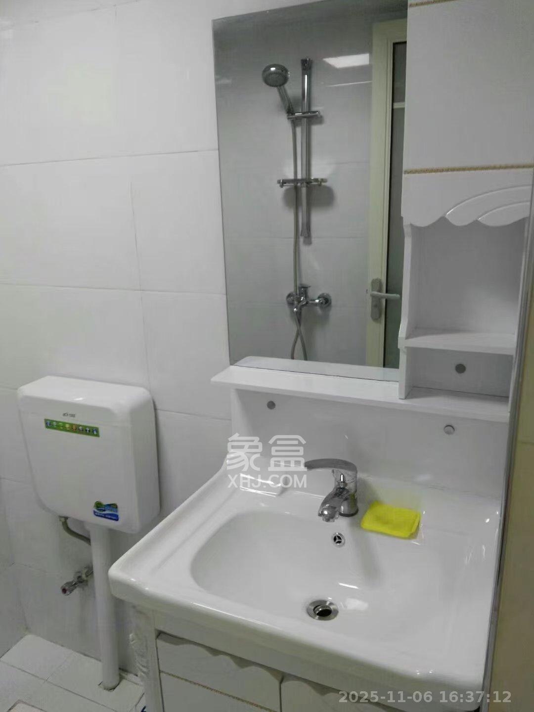 天鸿天府(天鸿中央大院) 1室1厅1卫 1550.0元/月 天鸿天府(天鸿中央大院) 1室1厅1卫 1550.0元/月室内图