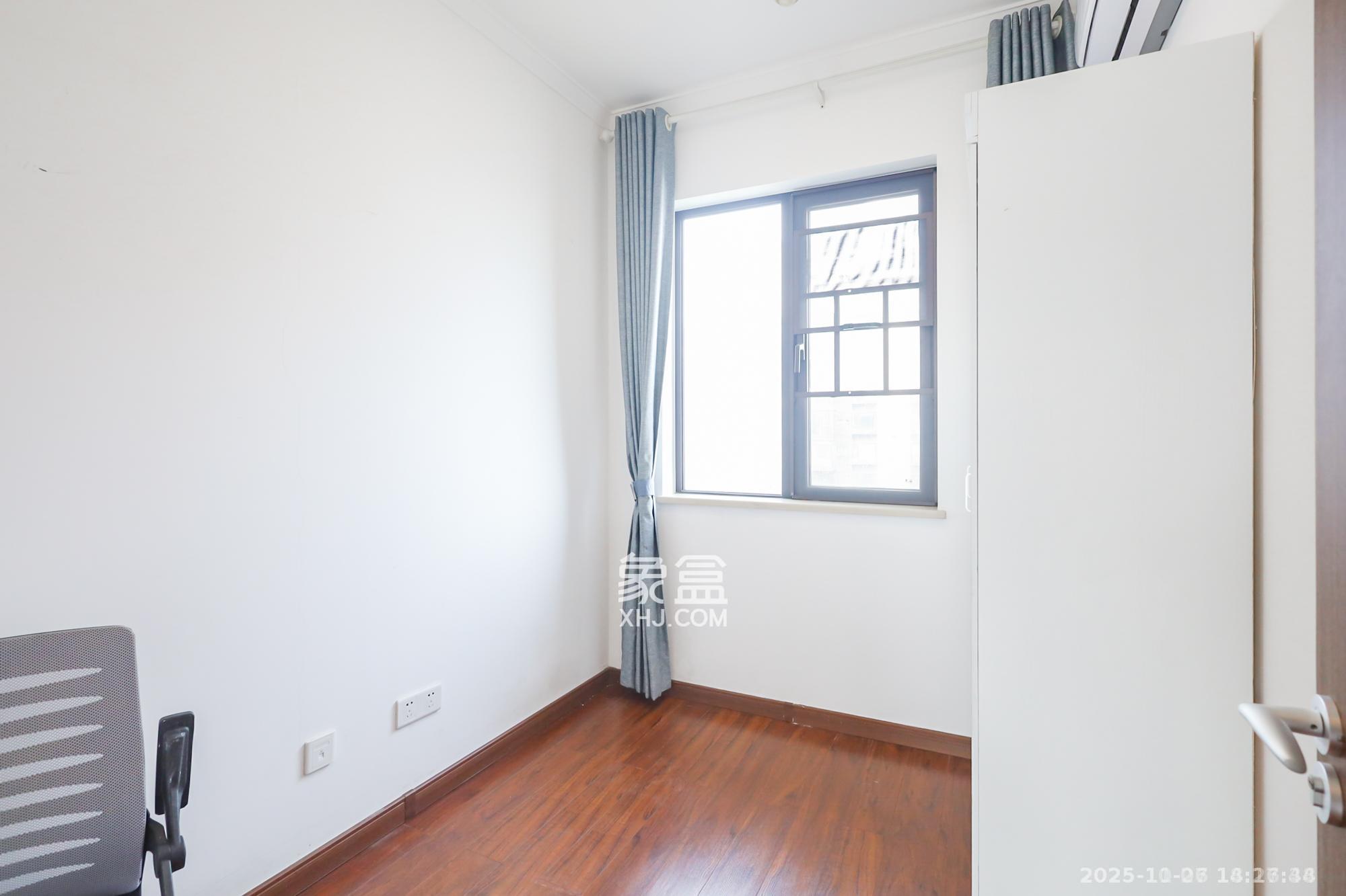 万科里金域国际 4室2厅2卫 4500.0元/月 万科里金域国际 4室2厅2卫 4500.0元/月室内图