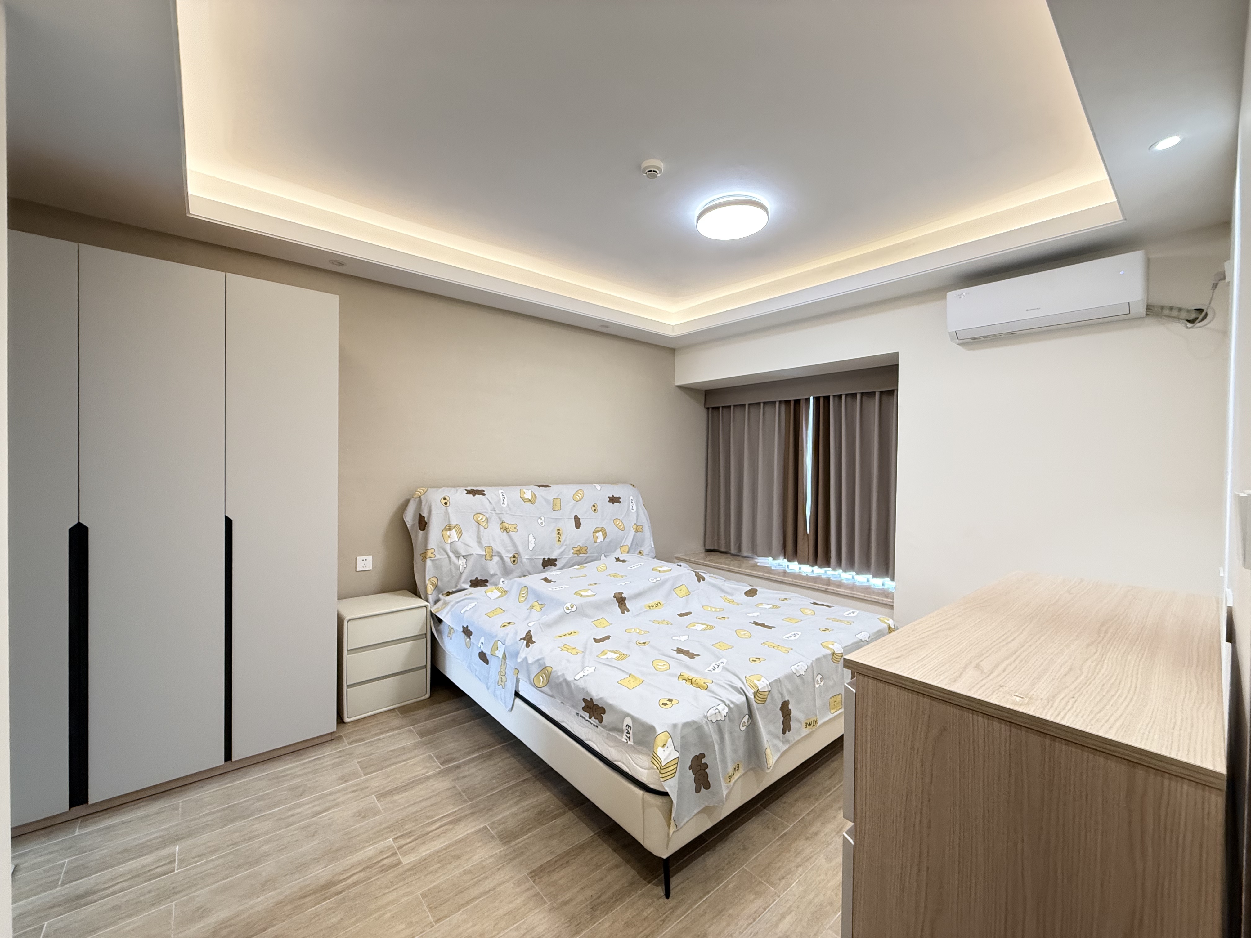 金湖壹号 5室2厅2卫 6200.0元/月 金湖壹号 5室2厅2卫 6200.0元/月室内图