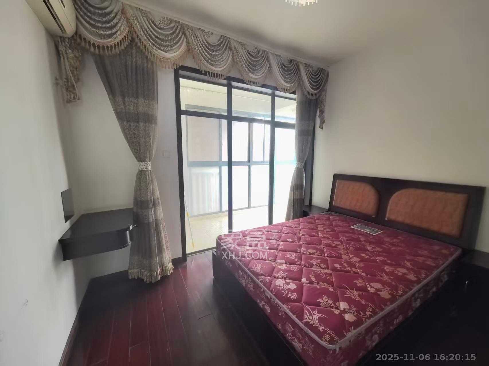 金领家族  3室2厅1卫    2300.0元/月室内图