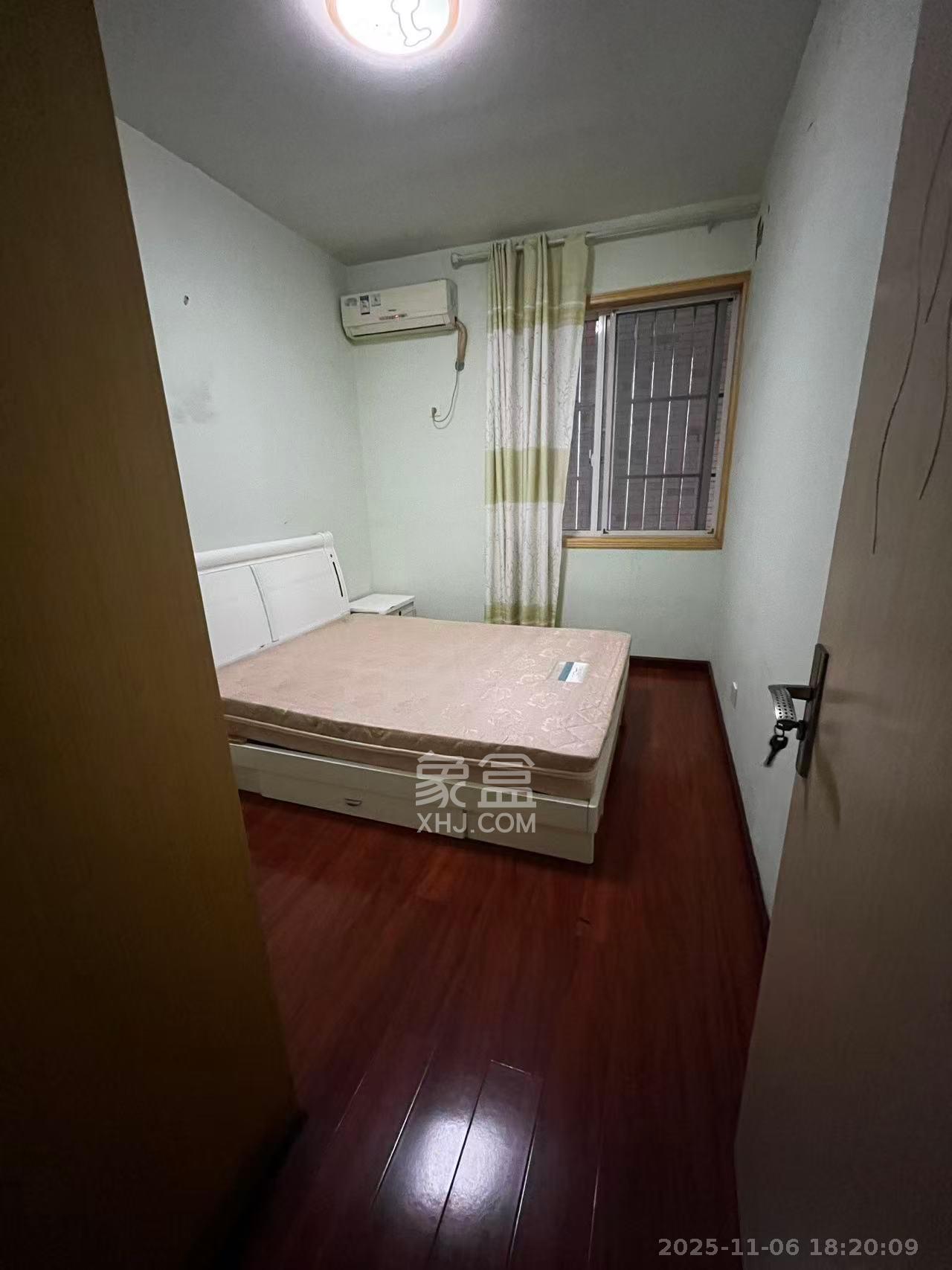 紫晶城  2室1厅1卫    1600.0元/月室内图