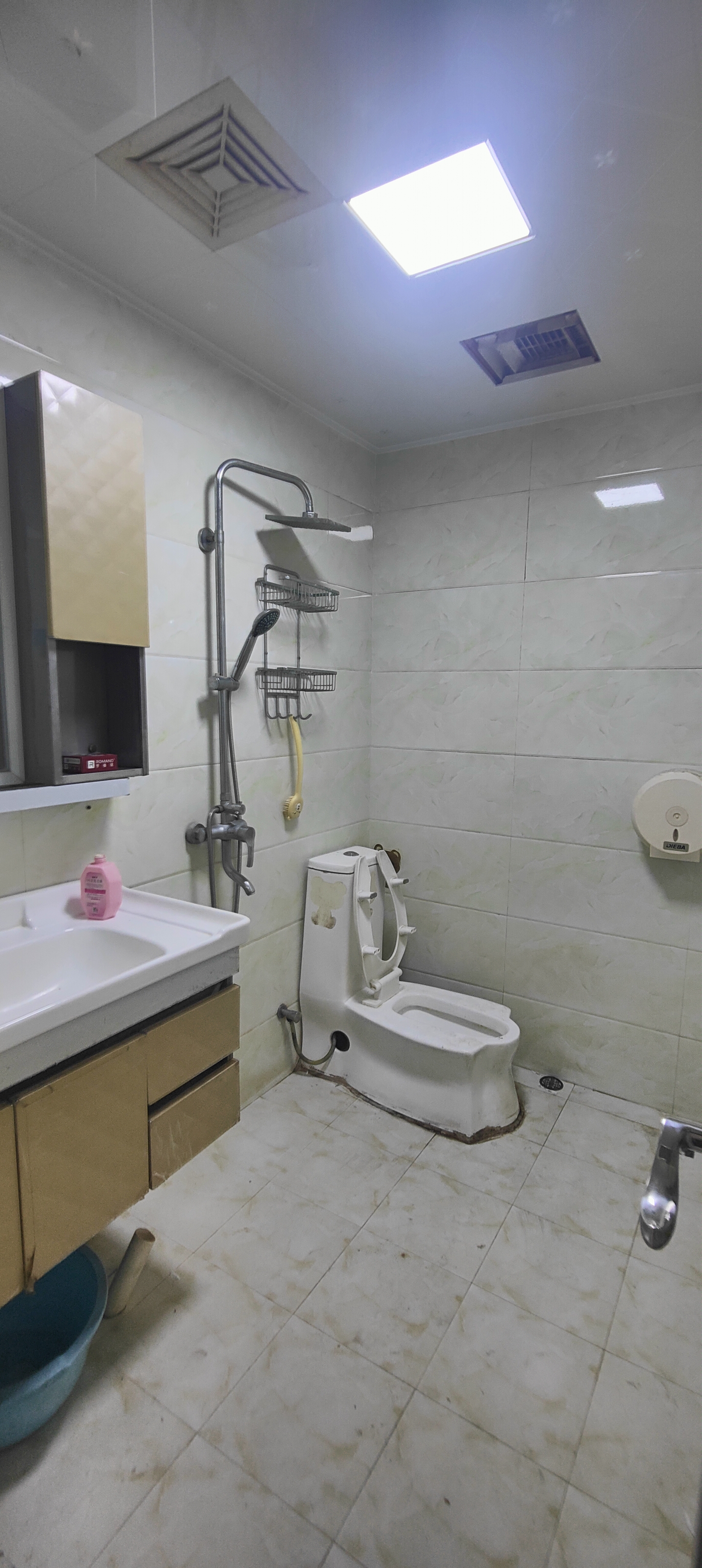 汇宇金城  2室2厅1卫    2200.0元/月室内图