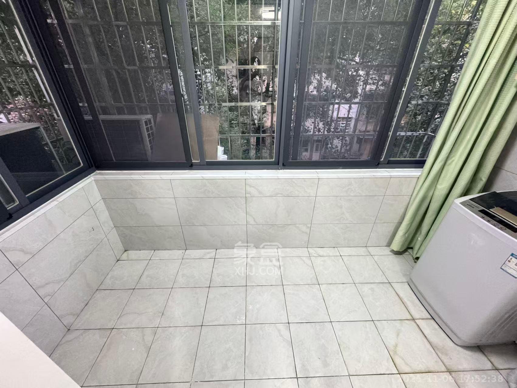 红旗区二片  2室1厅1卫    2100.0元/月室内图