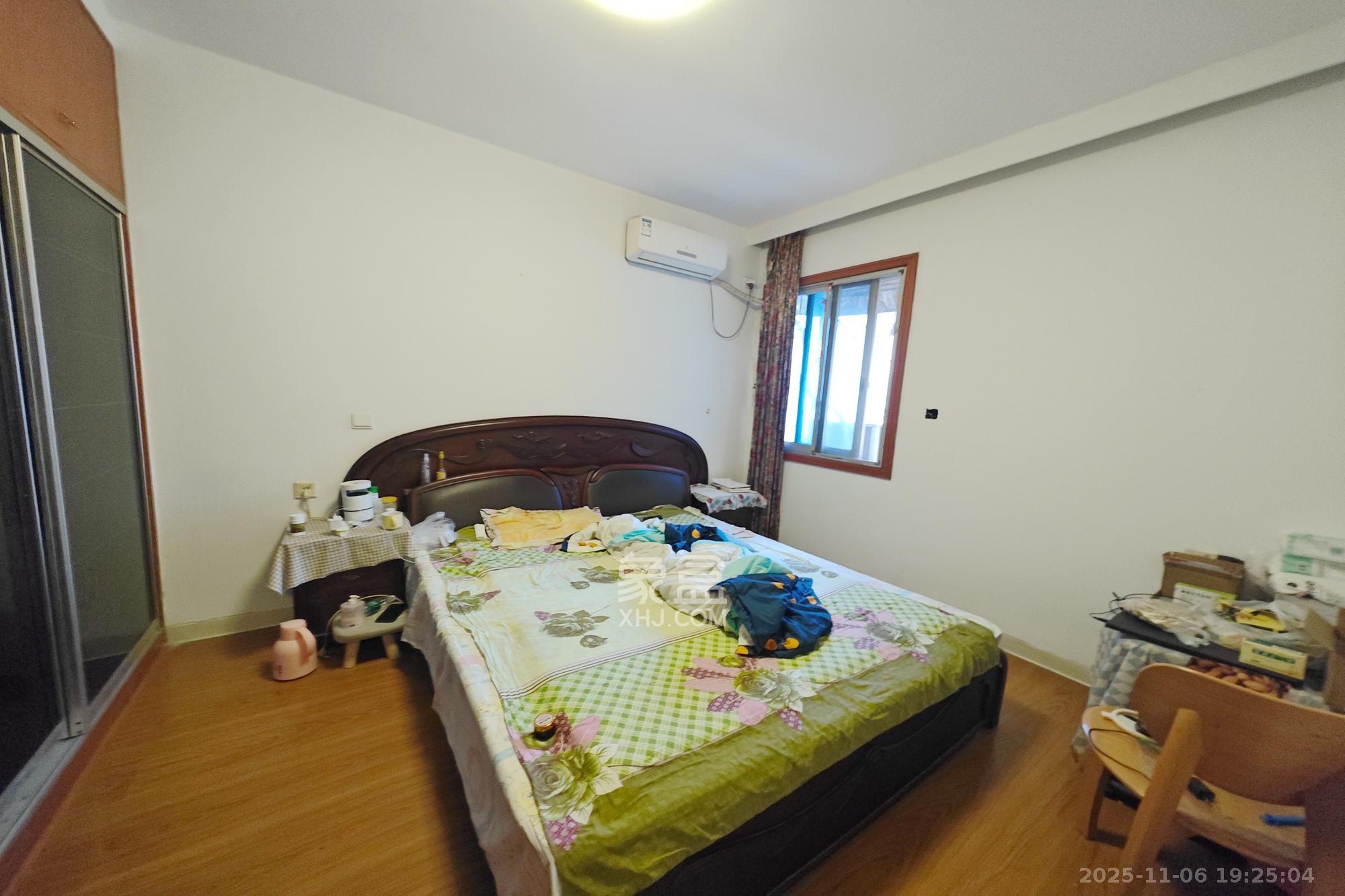 东塘电信宿舍 3室2厅1卫 48.0万 东塘电信宿舍 3室2厅1卫 48.0万卧室