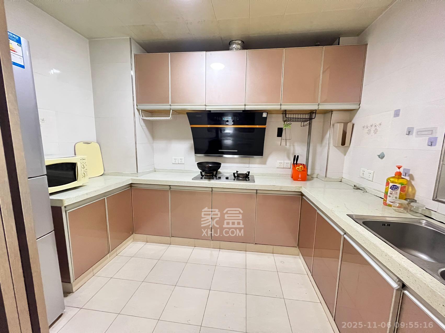 湘江世纪城望江苑  3室2厅2卫    2700.0元/月室内图