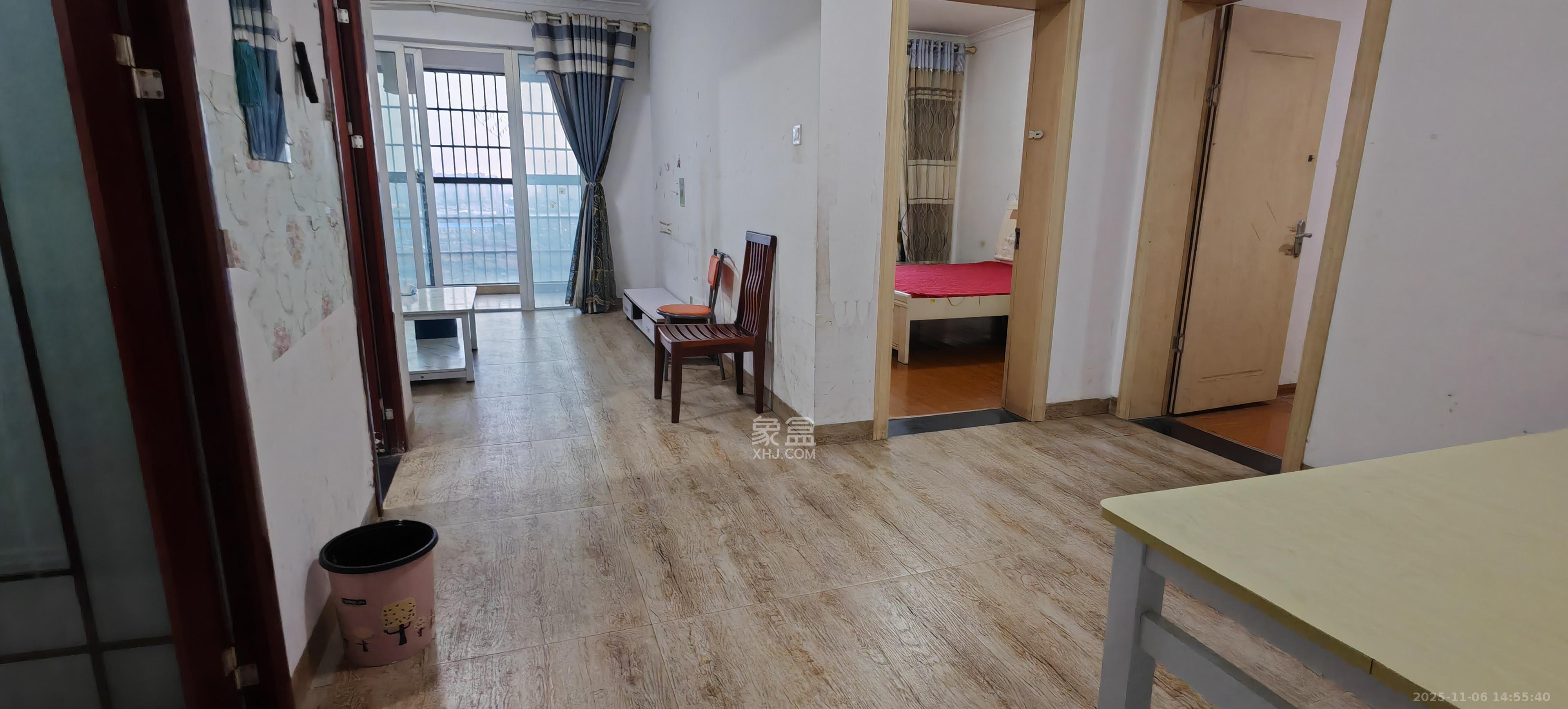 领东汇  2室2厅1卫    1800.0元/月室内图