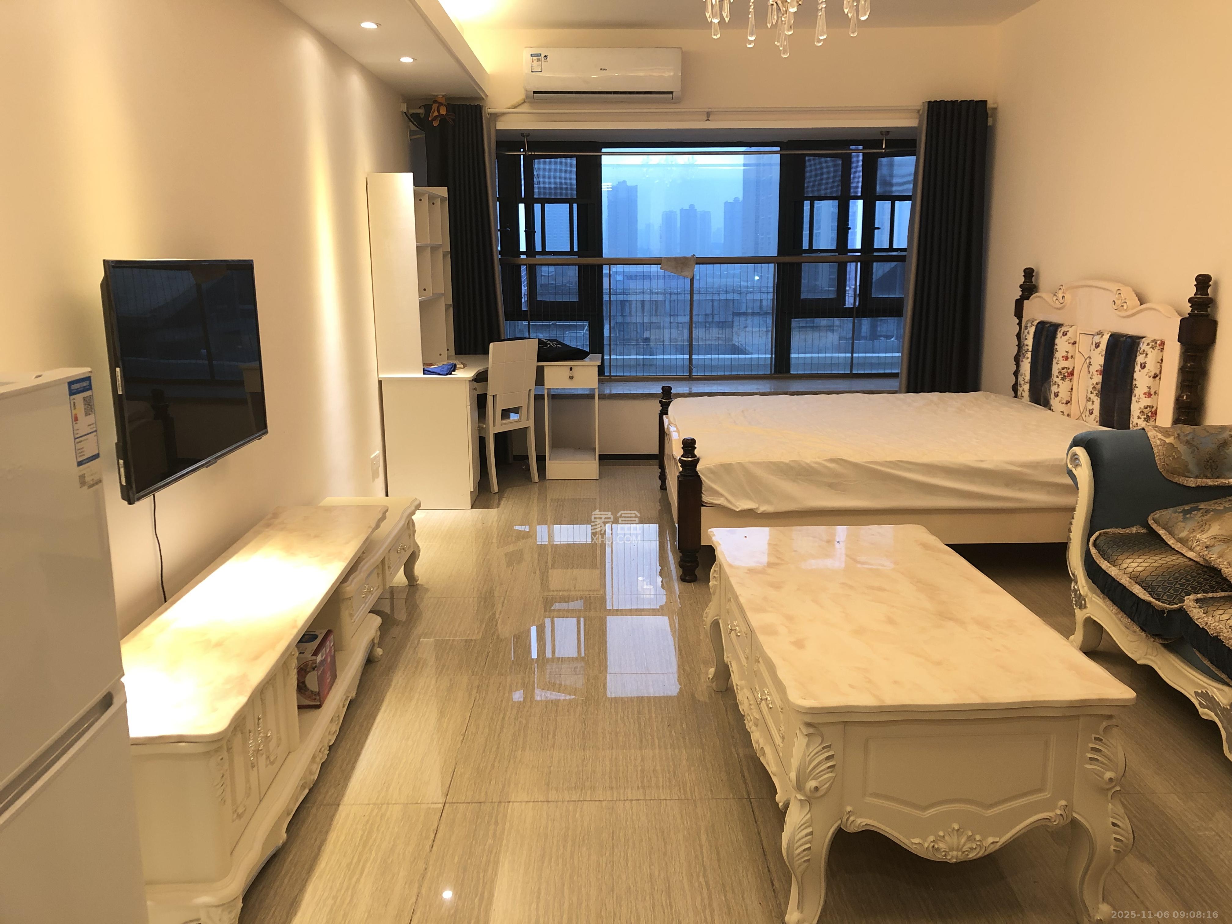 恒大翡翠华庭  1室1厅1卫    1400.0元/月室内图