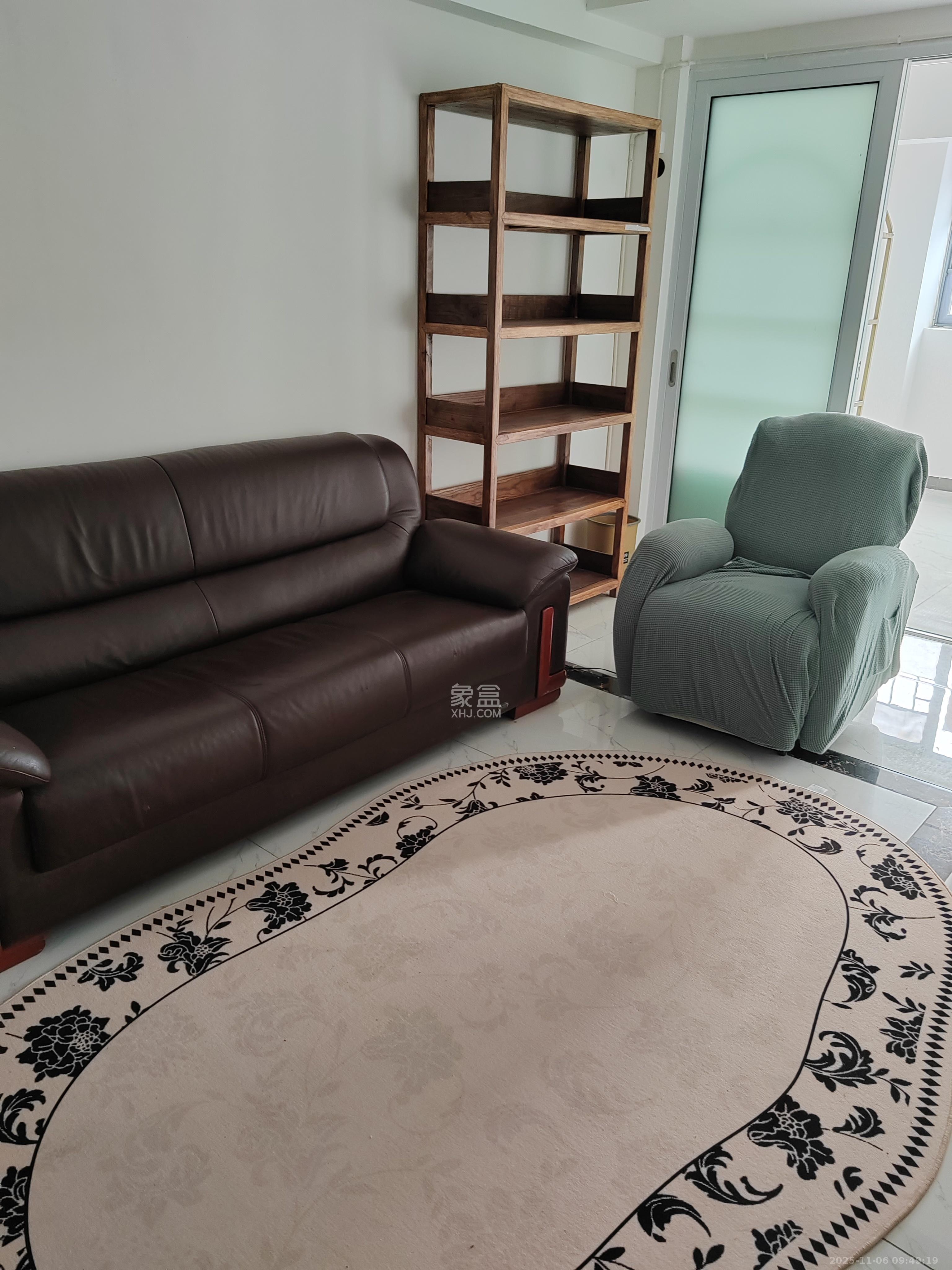 保利城(中航城国际社区、郡原美村) 3室2厅1卫 1900.0元/月 保利城(中航城国际社区、郡原美村) 3室2厅1卫 1900.0元/月室内图