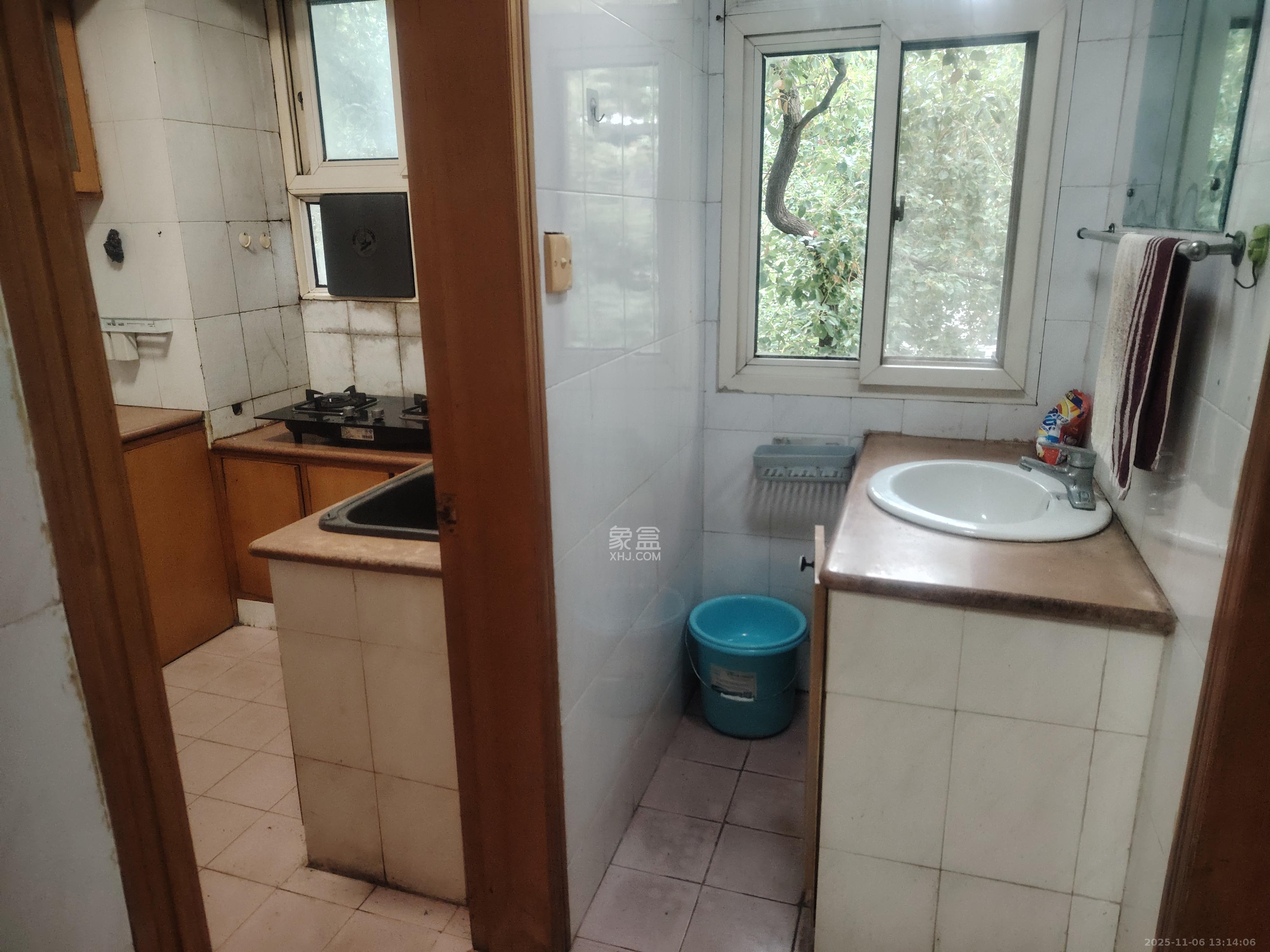 清水塘社区一中宿舍 3室2厅1卫 3500.0元/月 清水塘社区一中宿舍 3室2厅1卫 3500.0元/月室内图