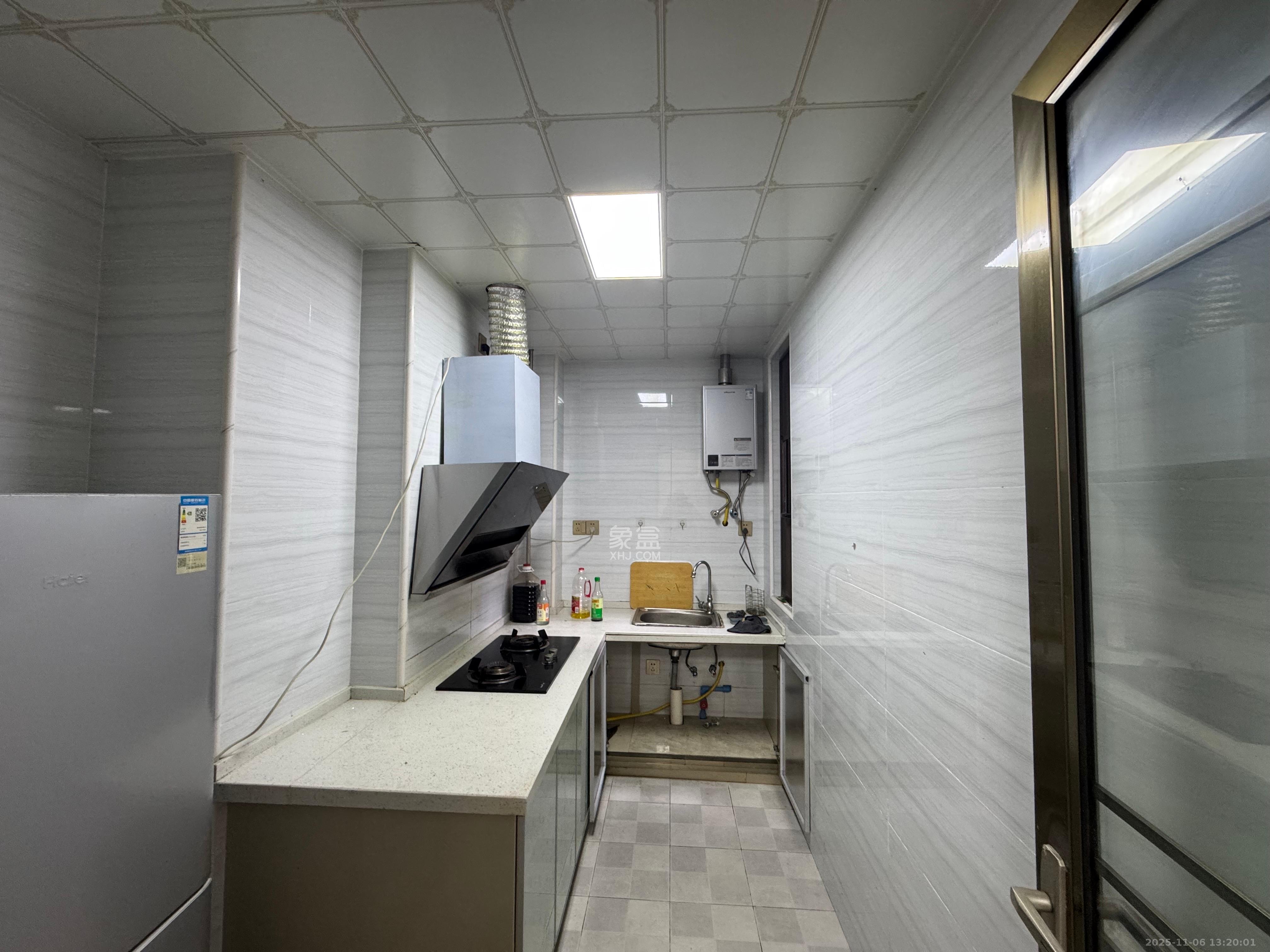 新城国际花都  2室2厅1卫    1500.0元/月