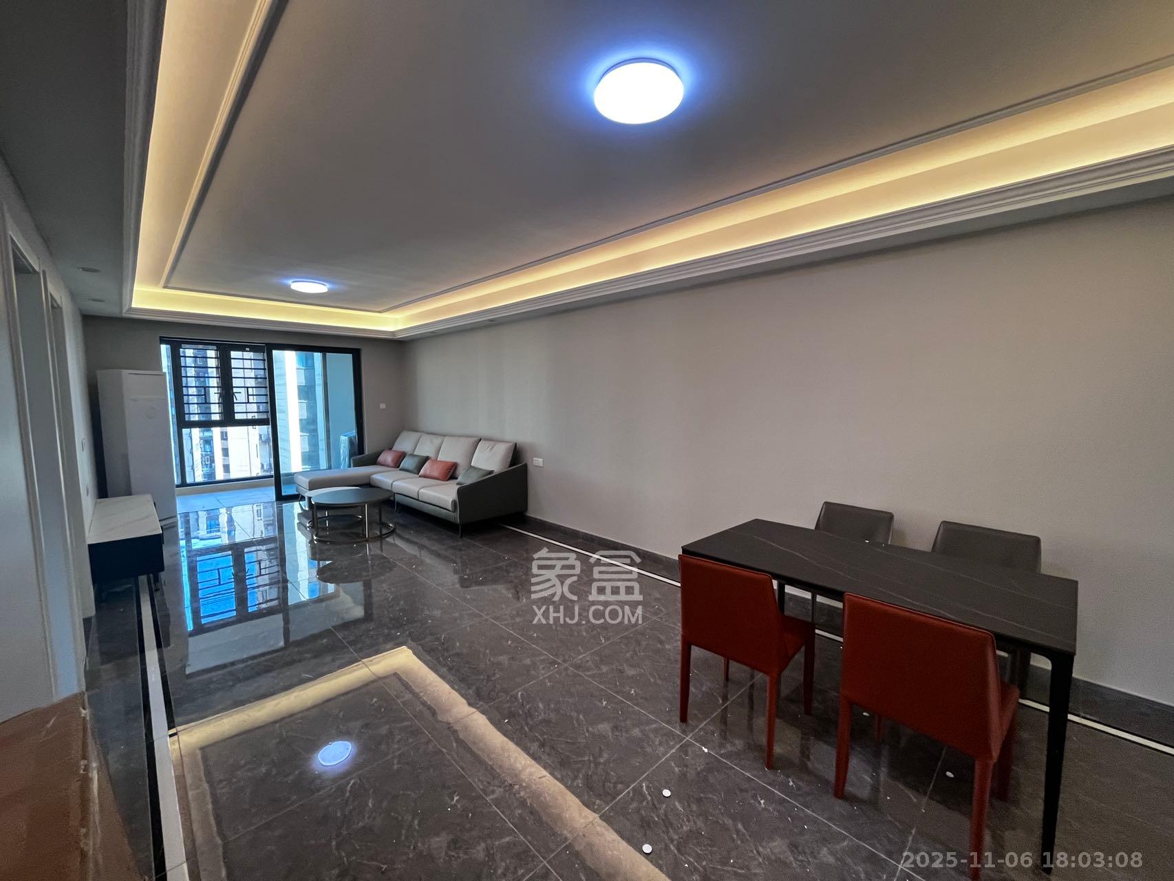 中海珑悦府  4室1厅1卫    3500.0元/月室内图1