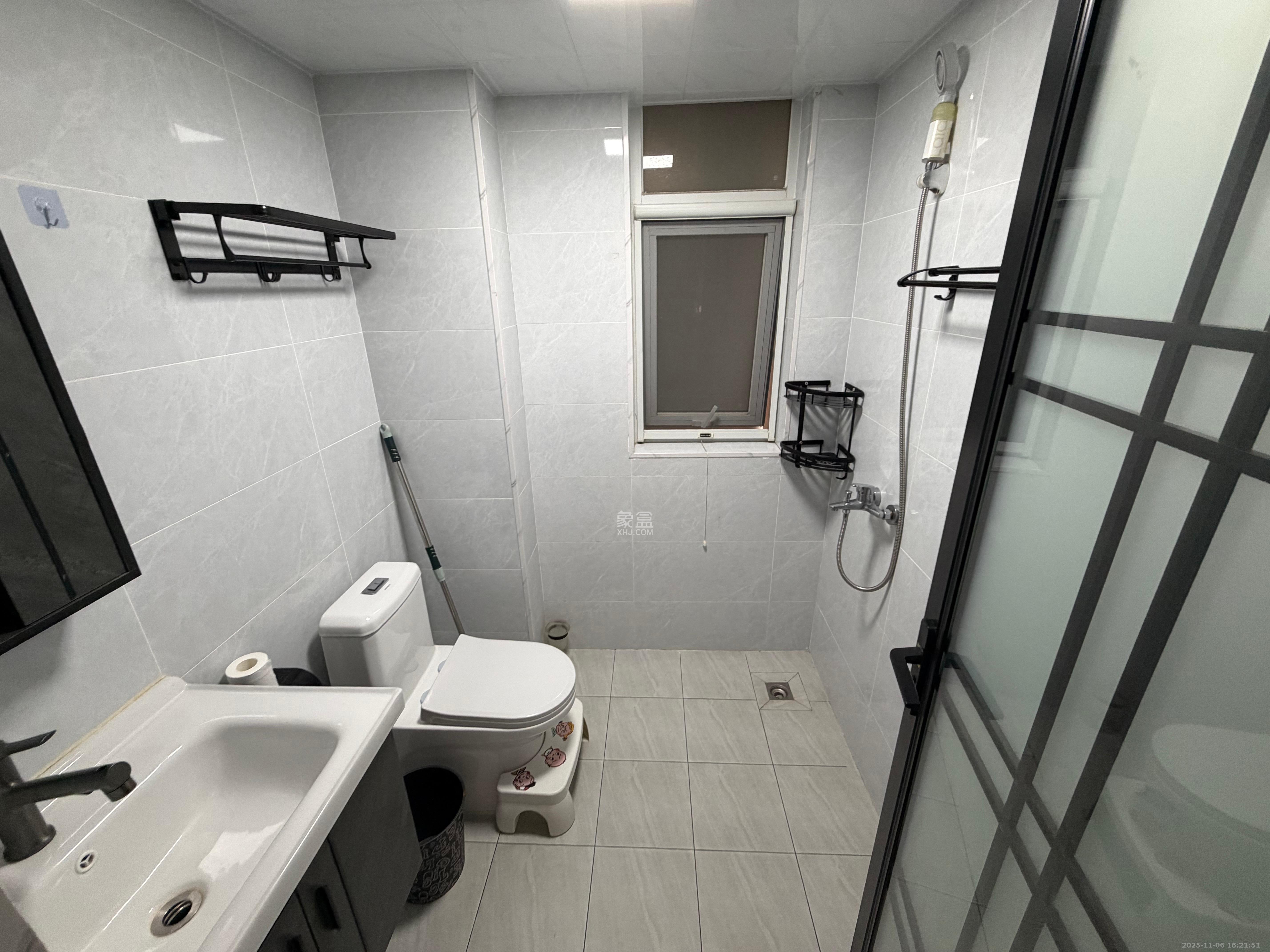 北辰三角洲C3区  3室2厅2卫    4000.0元/月室内图