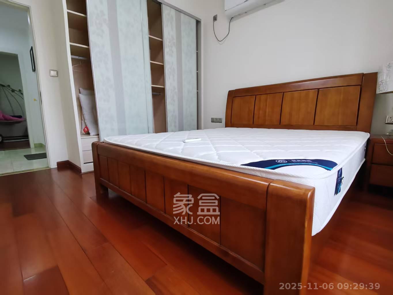 金茂梅溪湖 2室2厅1卫 2500.0元/月 金茂梅溪湖 2室2厅1卫 2500.0元/月室内图