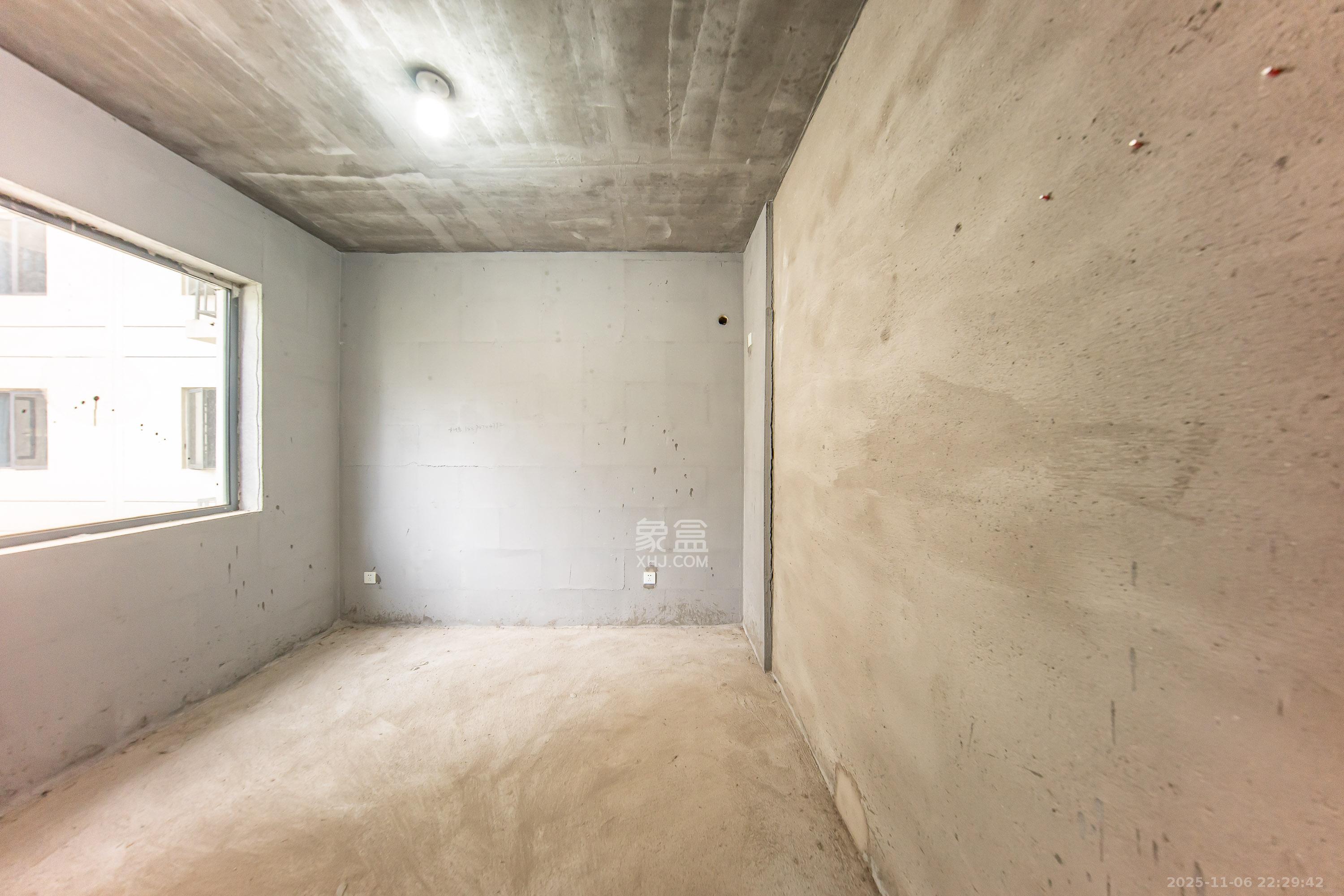 智达佳园 2室2厅1卫 40.0万 智达佳园 2室2厅1卫 40.0万卧室