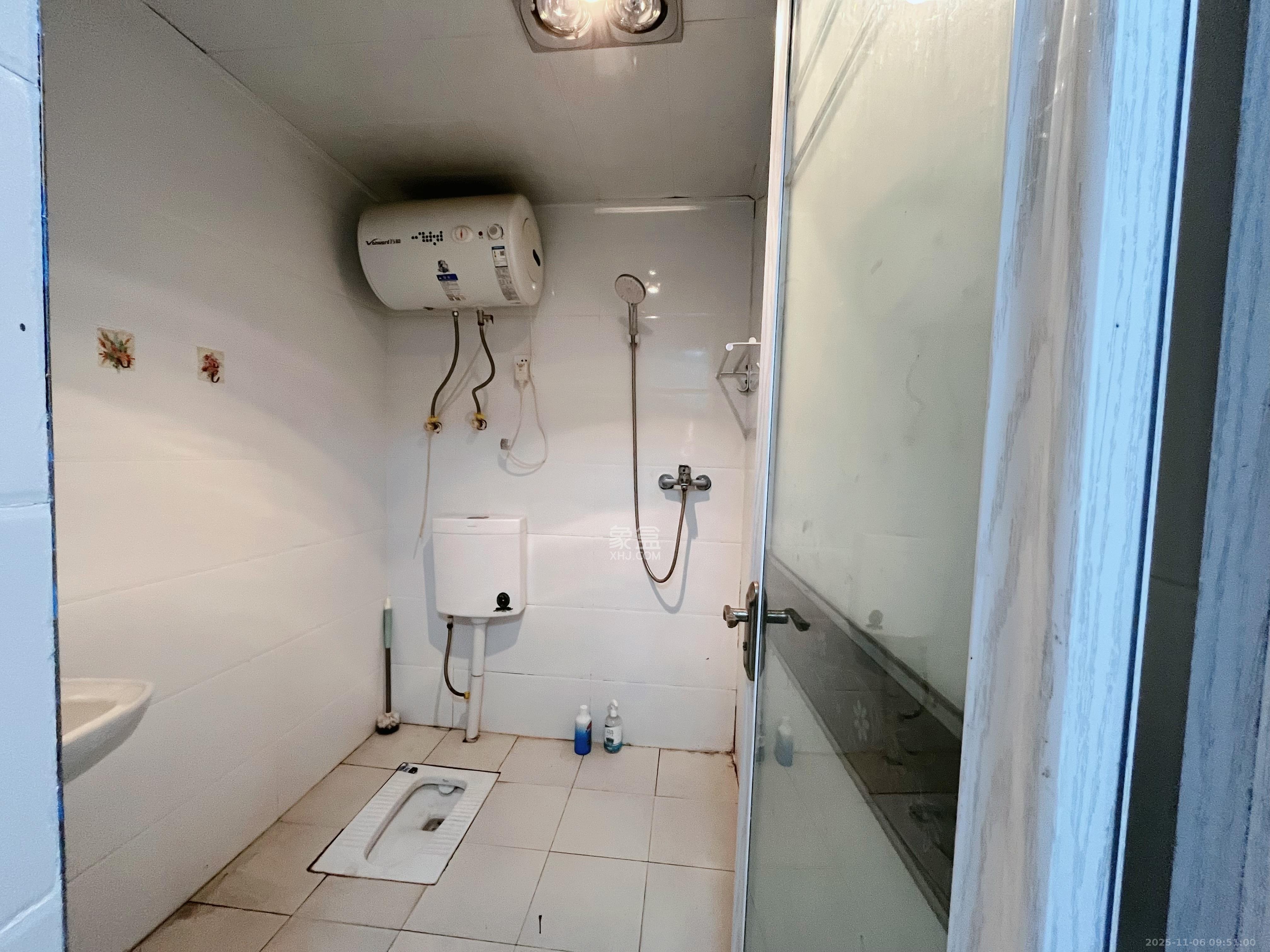 MOMA当代广场  1室1厅1卫    1100.0元/月室内图