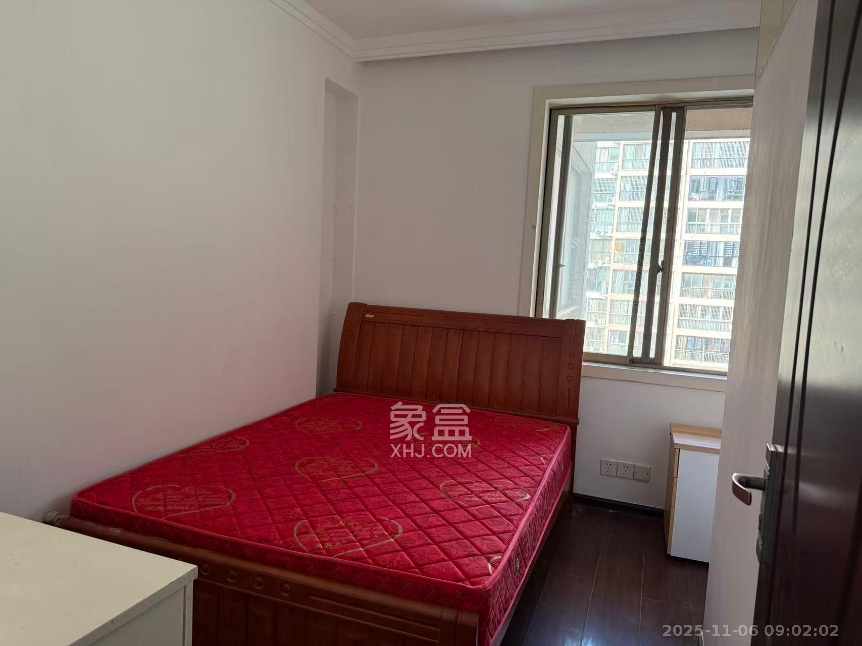 阳光丽景 3室2厅1卫 2200.0元/月 阳光丽景 3室2厅1卫 2200.0元/月室内图