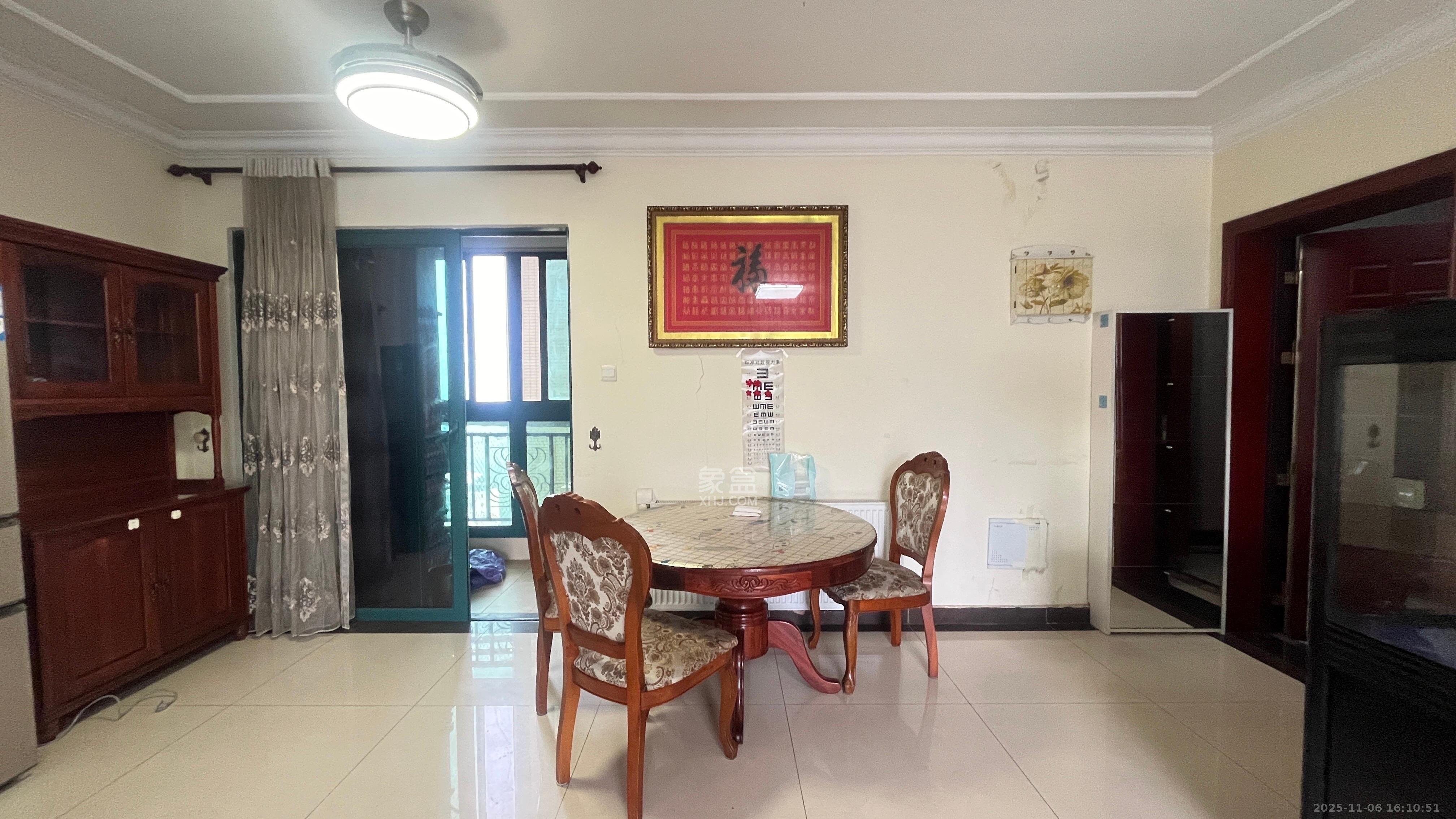 恒大雅苑 3室2厅2卫 2600.0元/月 恒大雅苑 3室2厅2卫 2600.0元/月室内图