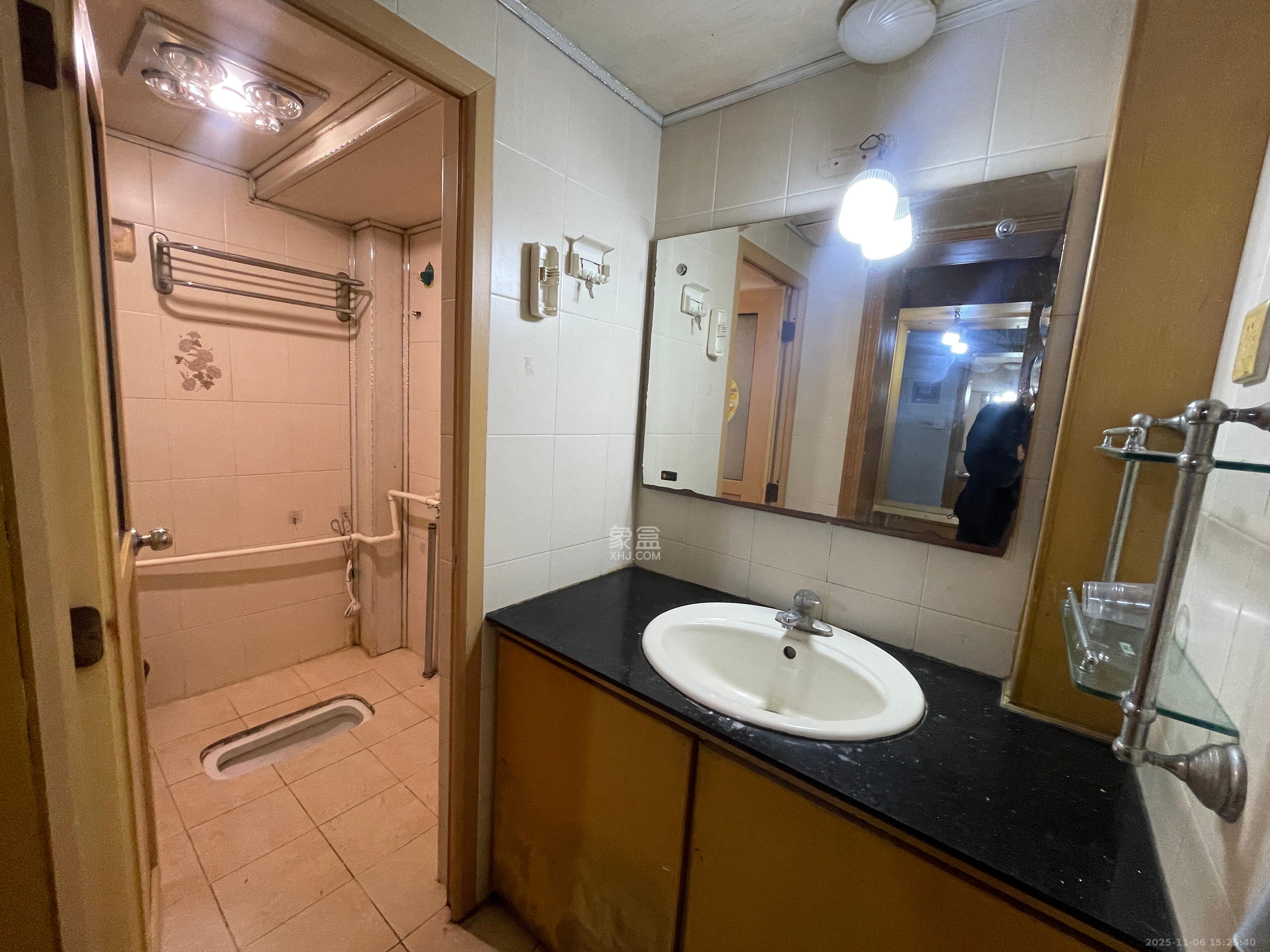 百纺大院宿舍  2室2厅1卫    1200.0元/月室内图