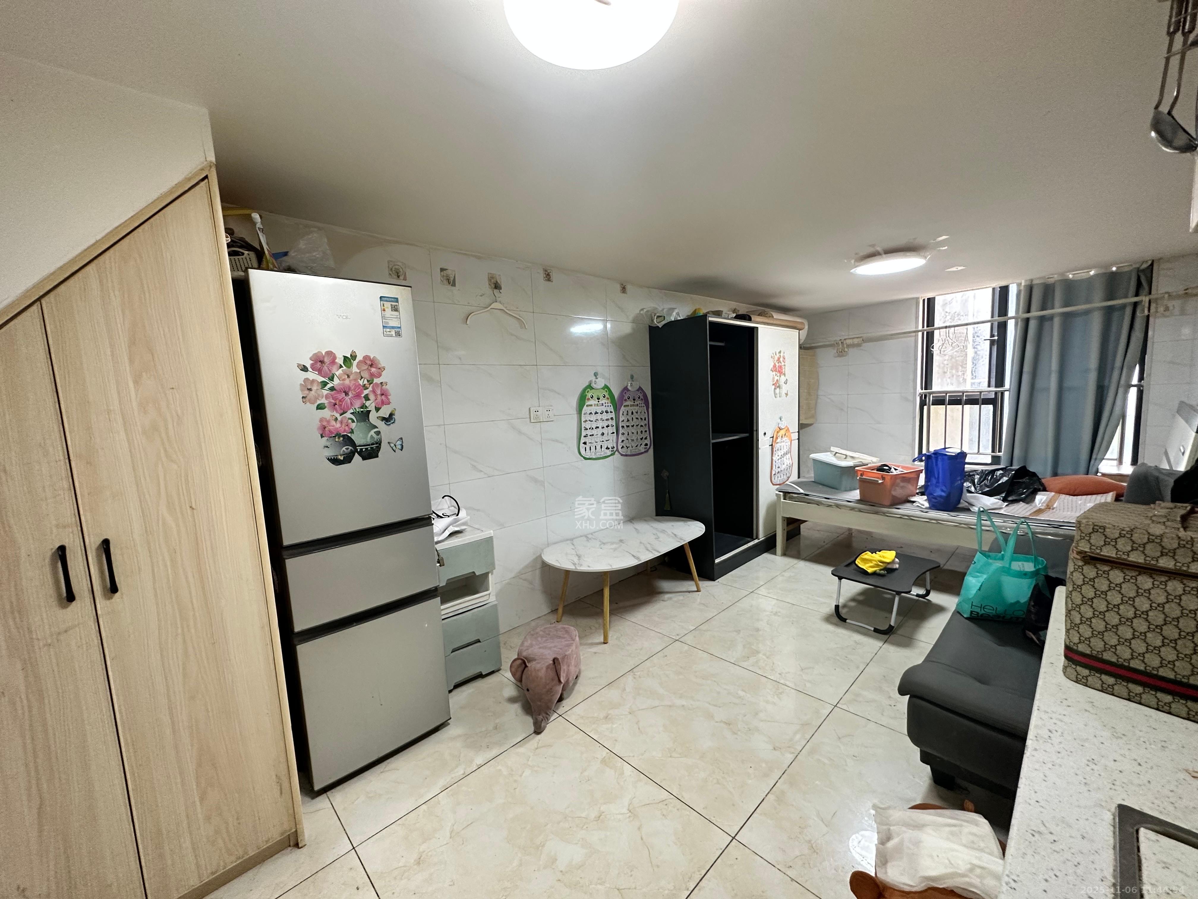 阿舍南2号（花之林大厦）  2室2厅2卫    850.0元/月