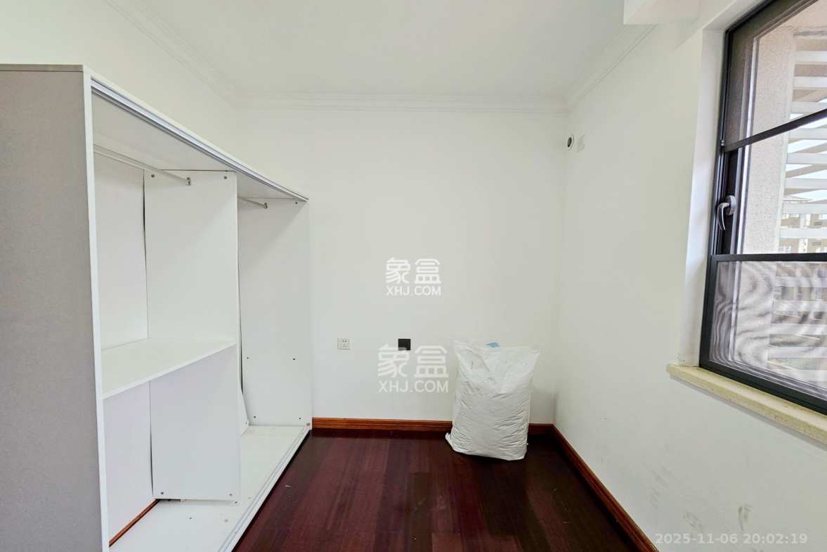 茂华禧都会 3室2厅2卫 100.0万 茂华禧都会 3室2厅2卫 100.0万卧室