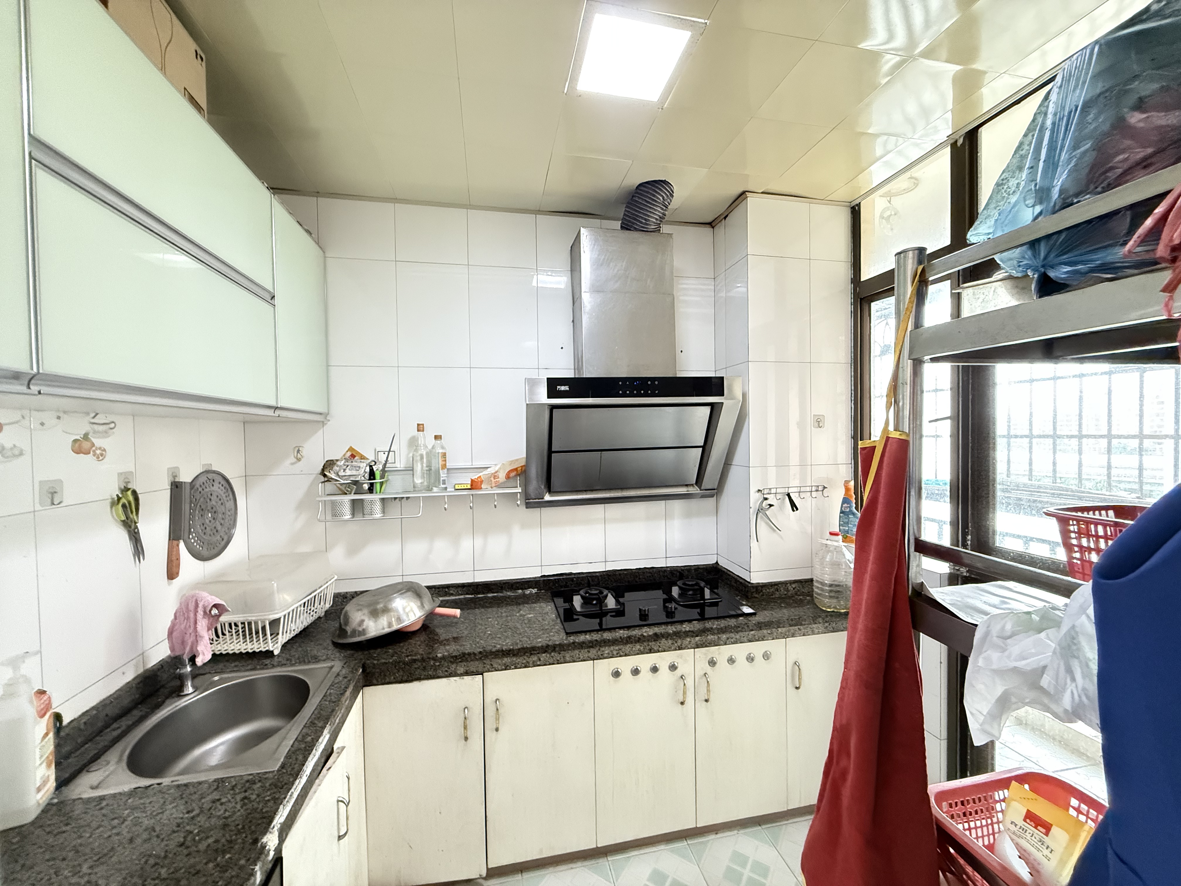 北方万银花园二期 3室2厅2卫 2600.0元/月 北方万银花园二期 3室2厅2卫 2600.0元/月室内图