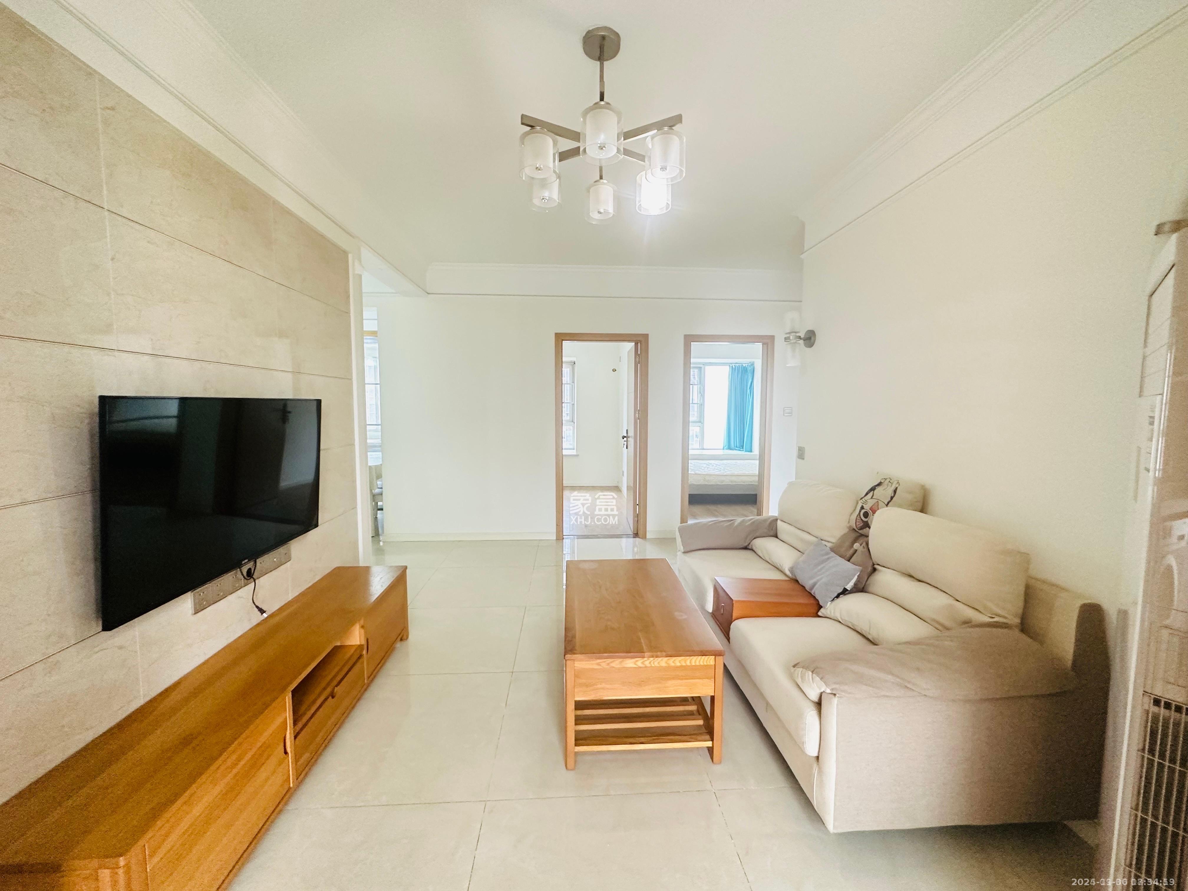 荣盛花语城  3室2厅1卫    1700.0元/月室内图