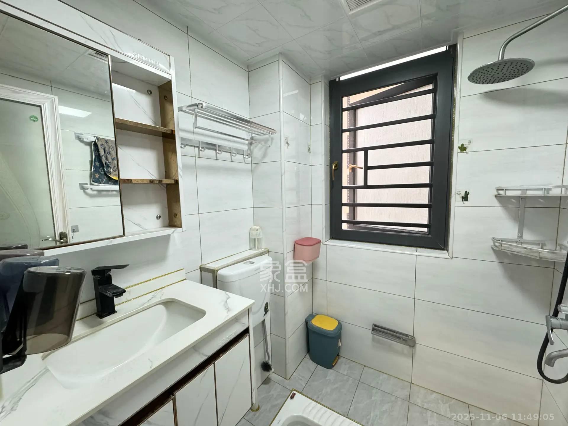 中城苑  2室2厅1卫    2200.0元/月室内图