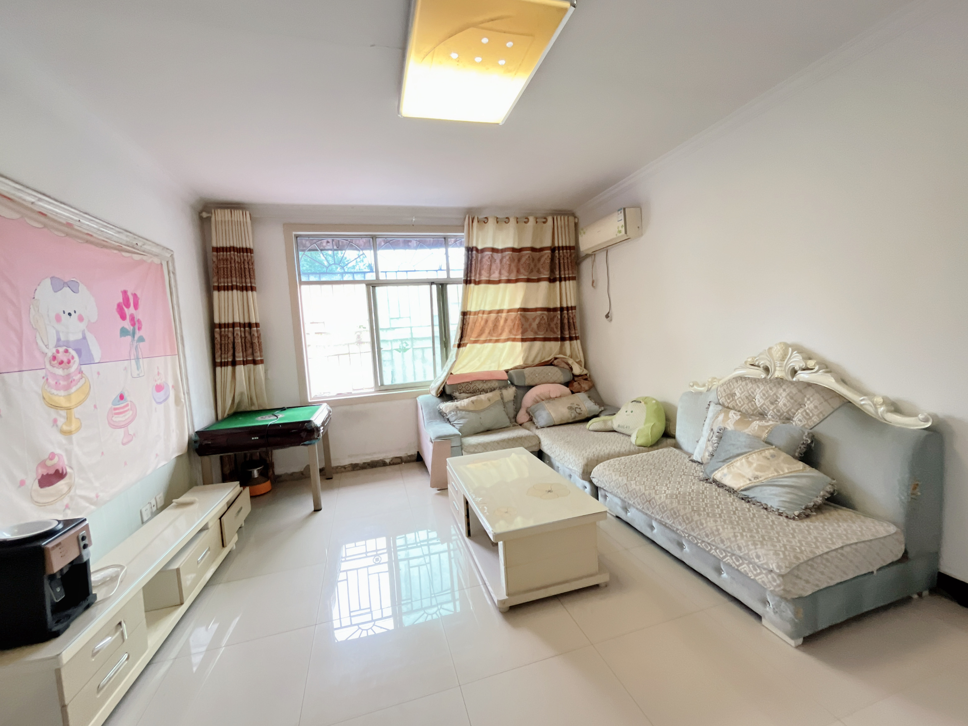 湘华小区 2室2厅1卫 1800.0元/月 湘华小区 2室2厅1卫 1800.0元/月户型图