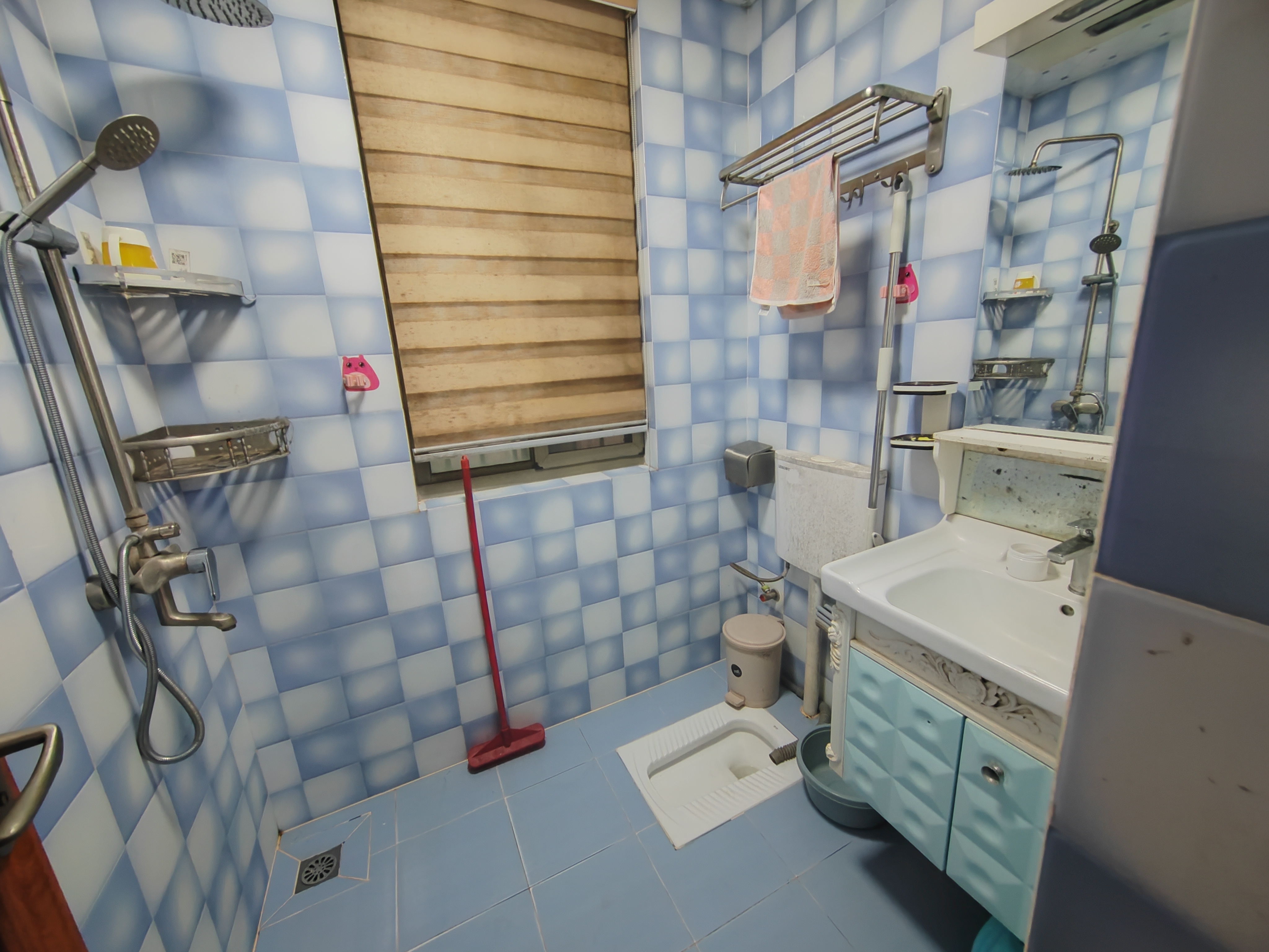 南海花园 2室2厅1卫 2000.0元/月 南海花园 2室2厅1卫 2000.0元/月室内图