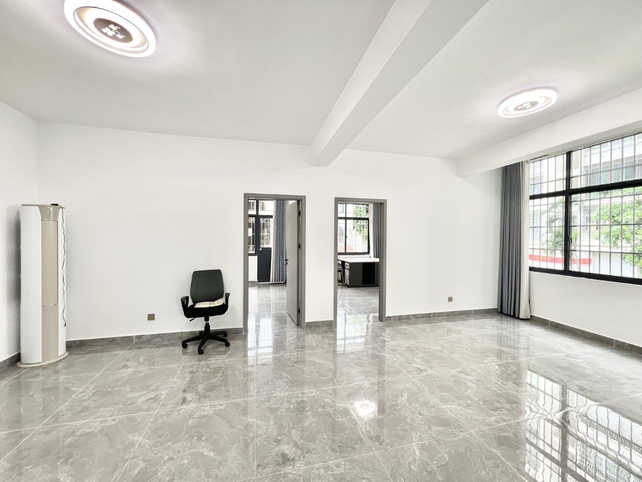 滨景花园  5室3厅3卫    9000.0元/月室内图