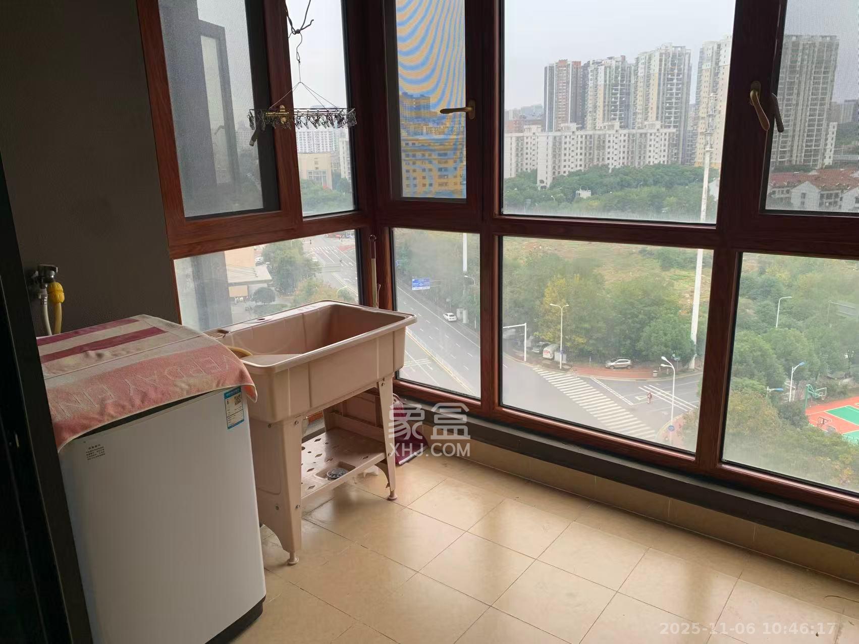 万科金域蓝湾 4室2厅2卫 3000.0元/月 万科金域蓝湾 4室2厅2卫 3000.0元/月室内图