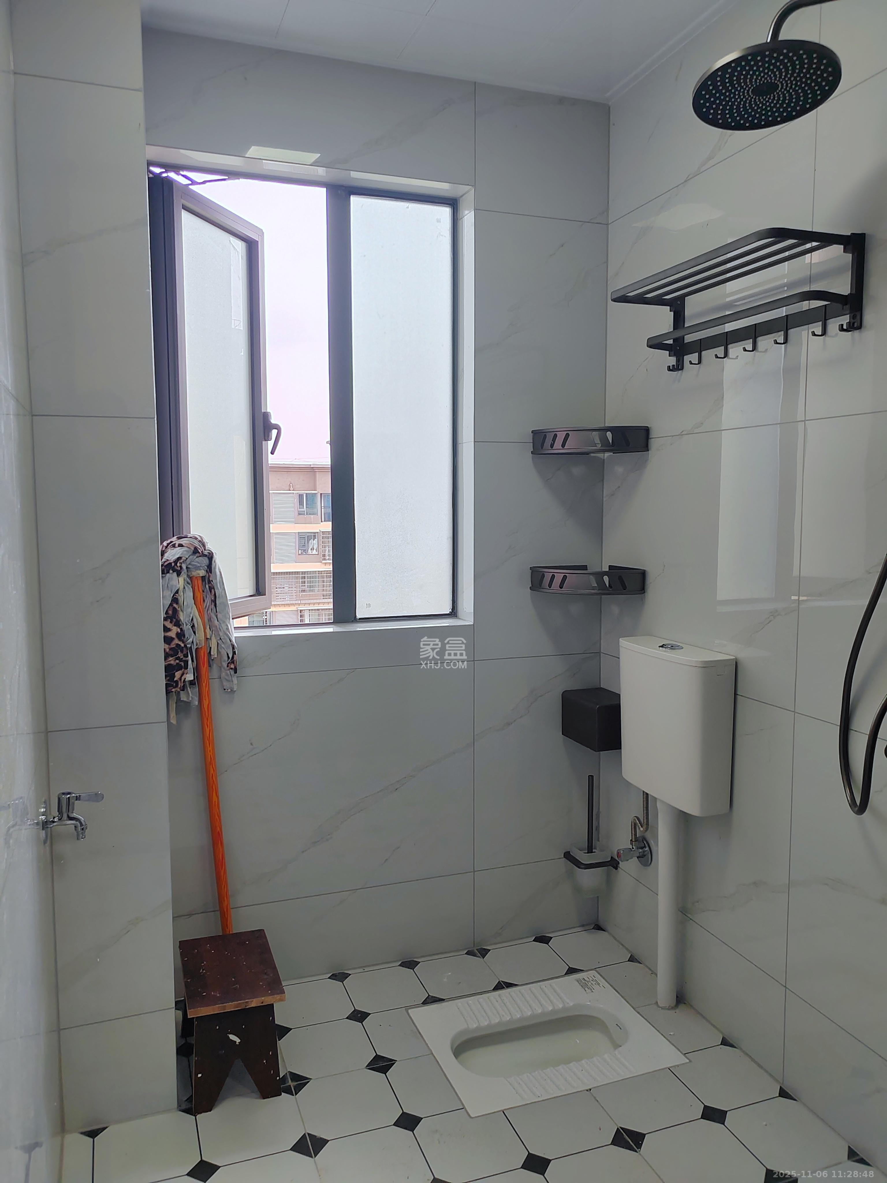 桥头家园二期（桥头家苑二期）  3室1厅1卫    2200.0元/月室内图