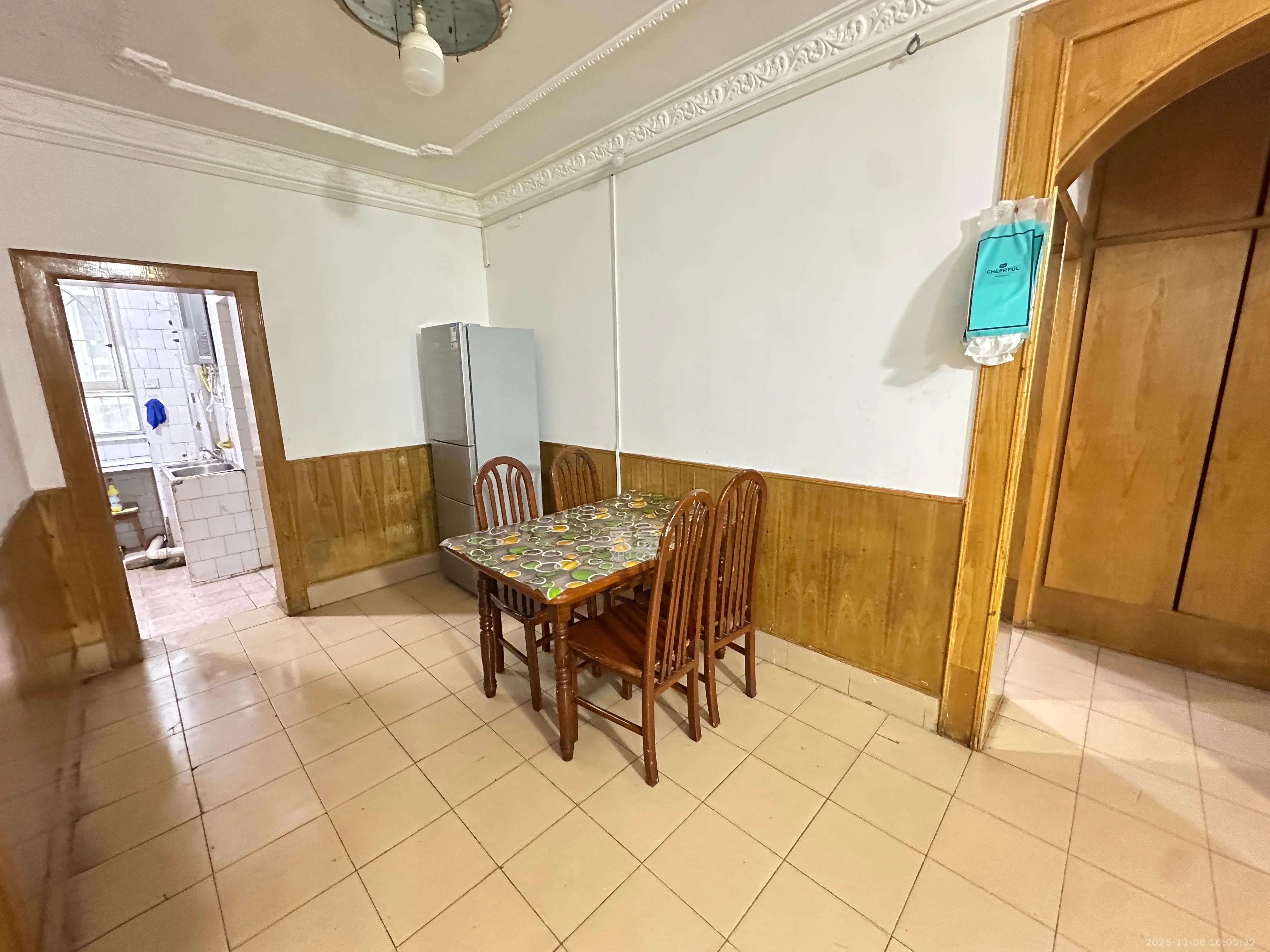 湖南石油化学工业局小区(侯家塘化工厅) 3室2厅1卫 2000.0元/月 湖南石油化学工业局小区(侯家塘化工厅) 3室2厅1卫 2000.0元/月室内图