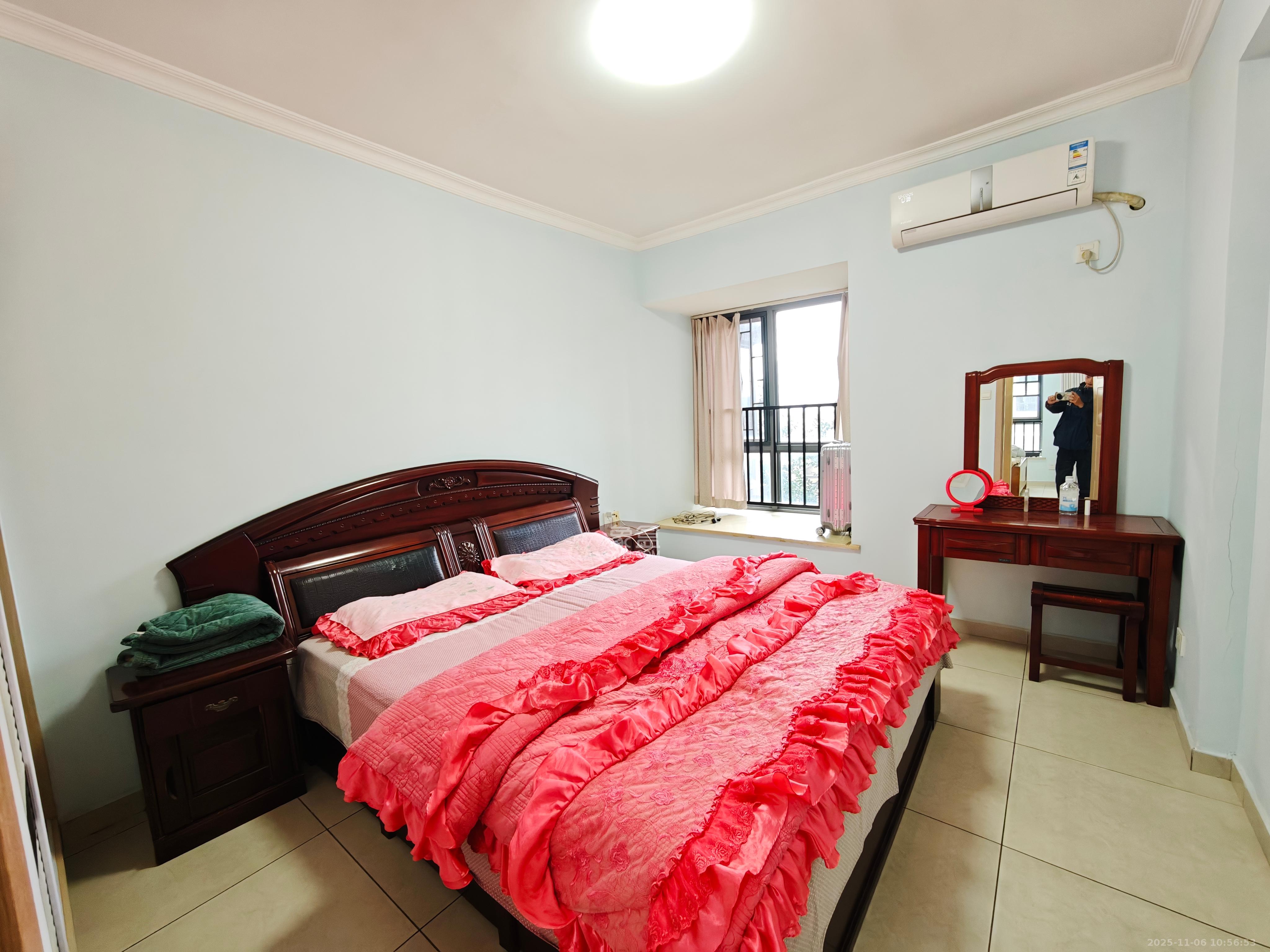 融科檀香山(融科紫檀、香山国际) 2室2厅1卫 2800.0元/月 融科檀香山(融科紫檀、香山国际) 2室2厅1卫 2800.0元/月室内图