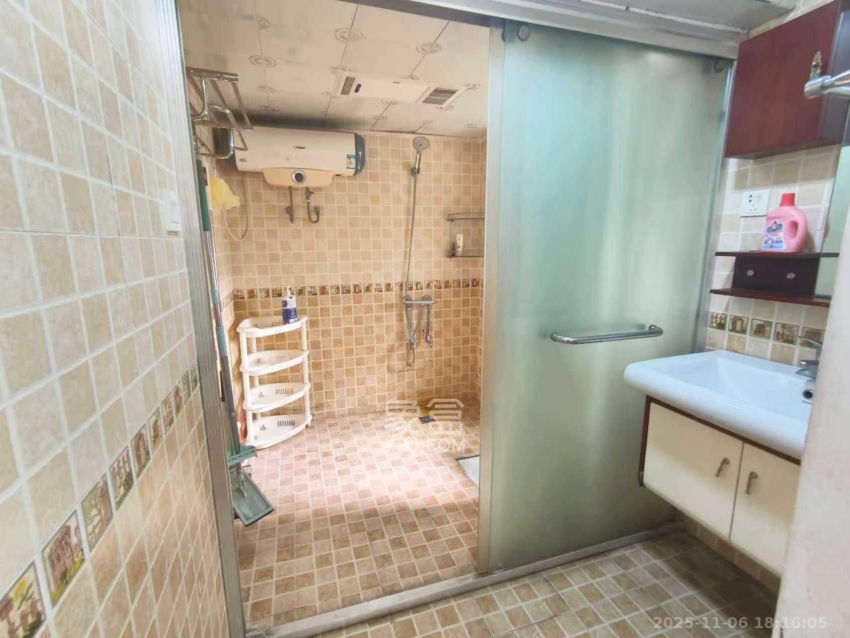 蝴蝶谷  2室2厅1卫    1600.0元/月室内图