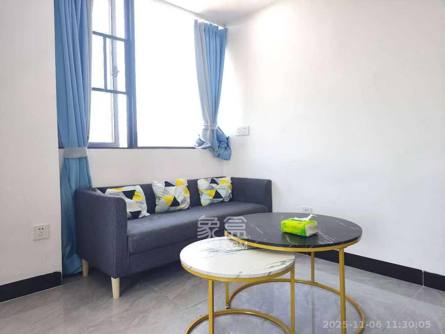 天麓轻奢国际 2室1厅1卫 1650.0元/月 天麓轻奢国际 2室1厅1卫 1650.0元/月室内图