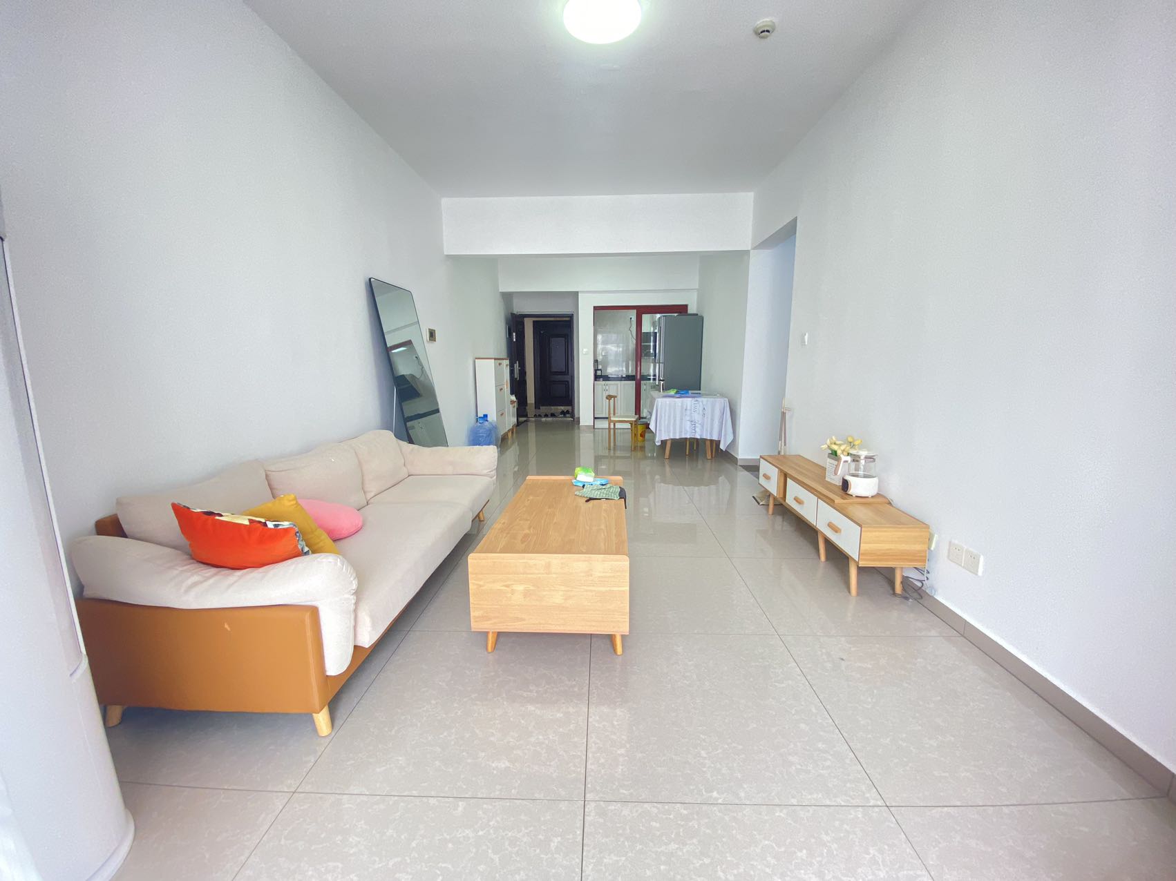 中交怡湖雅苑 3室2厅2卫 3000.0元/月 中交怡湖雅苑 3室2厅2卫 3000.0元/月室内图