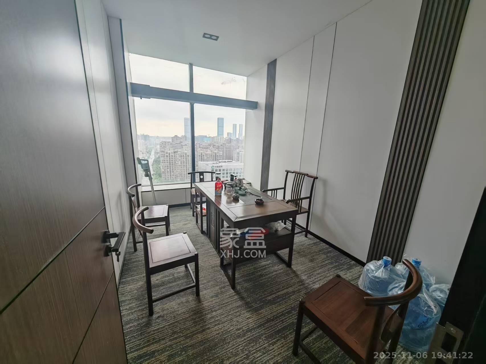 京武浪琴山三期（京武中心）  1室1厅1卫    8000.0元/月室内图