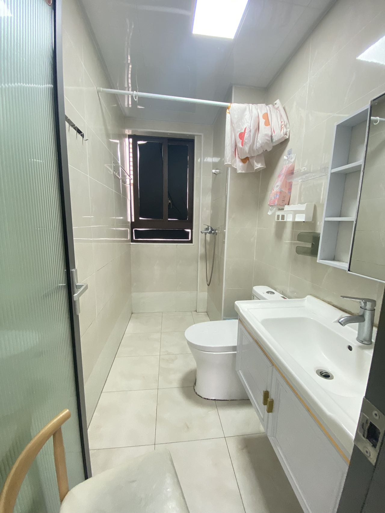 中交怡湖雅苑 3室2厅2卫 3000.0元/月 中交怡湖雅苑 3室2厅2卫 3000.0元/月室内图