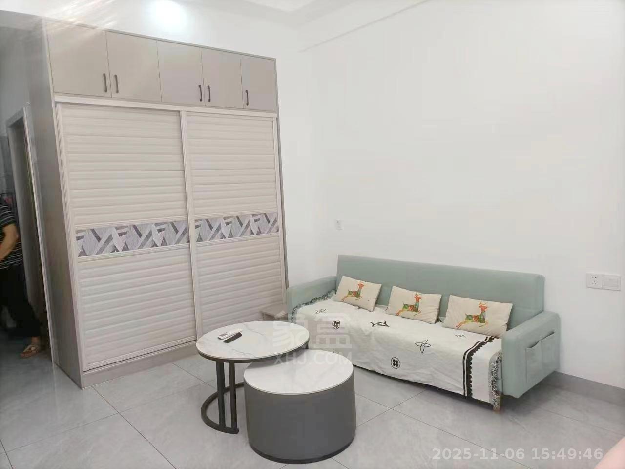 和厚园小区二期 1室1厅1卫 1200.0元/月 和厚园小区二期 1室1厅1卫 1200.0元/月室内图