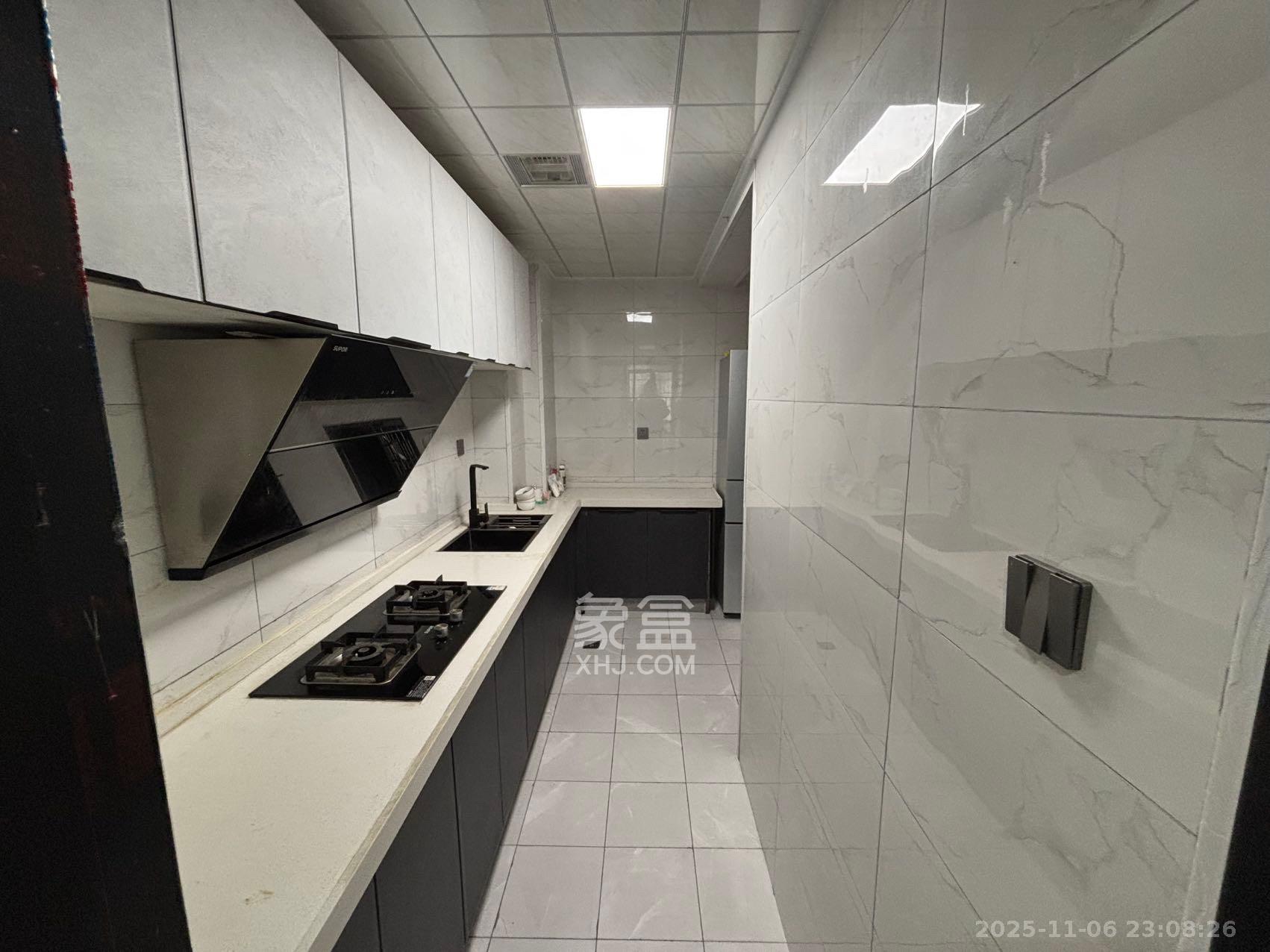 新长海广场 1室0厅0卫 2400.0元/月 新长海广场 1室0厅0卫 2400.0元/月室内图